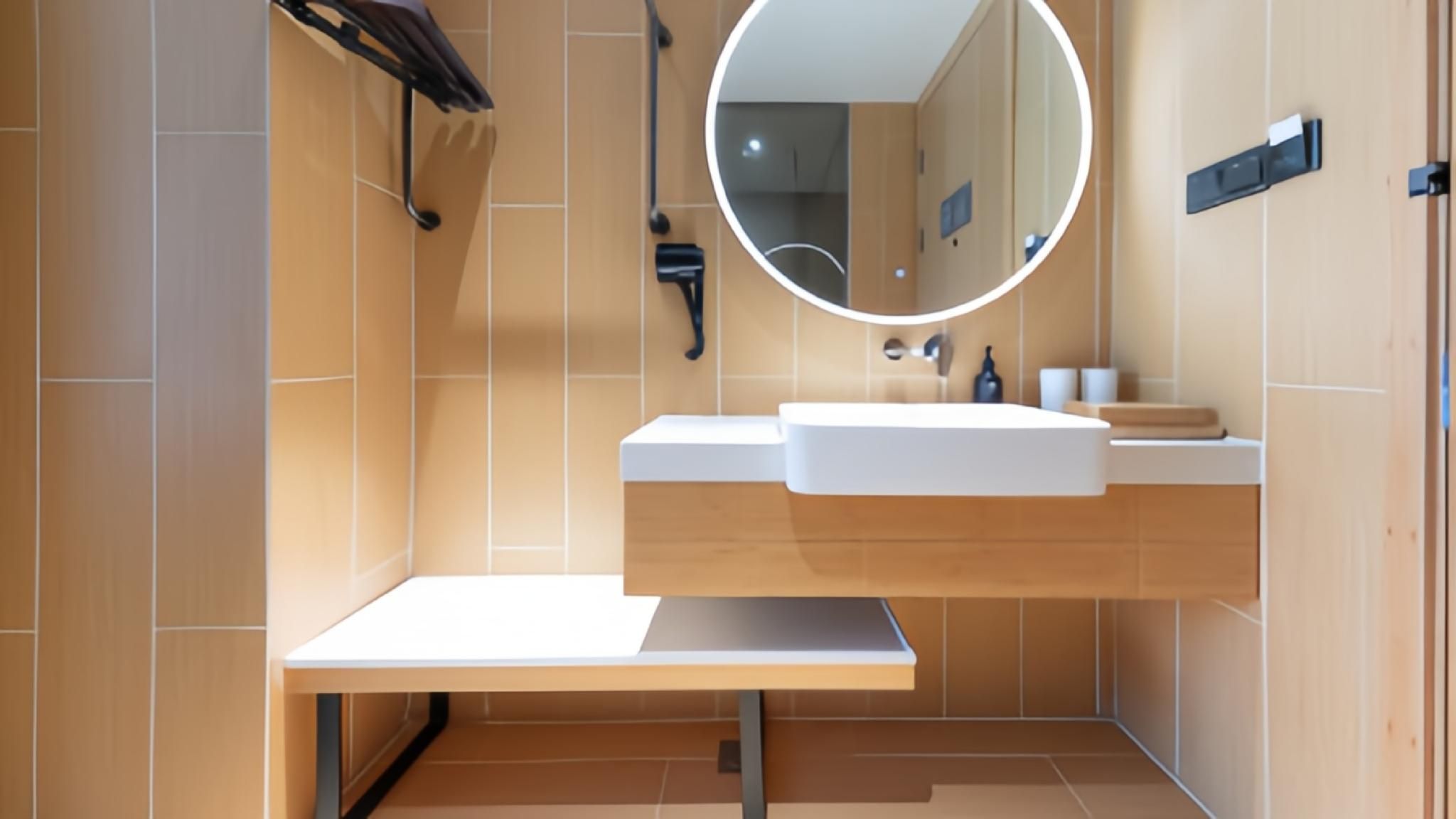 Business Queen Bed Room