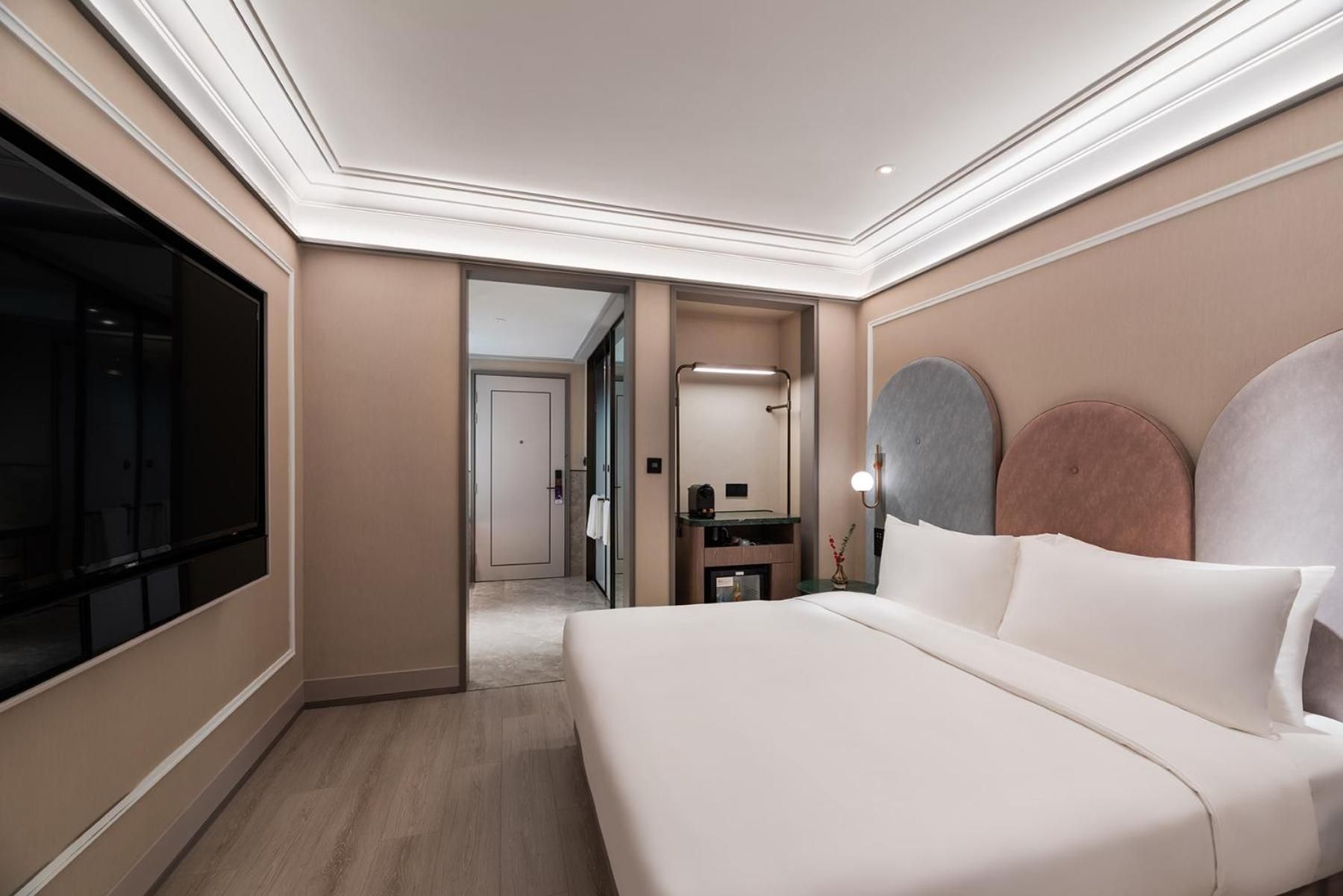 Privilege King Suite