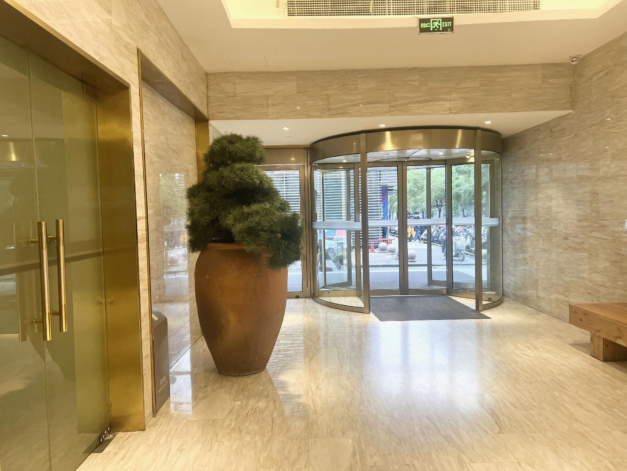 527027b9523c2e95af4b7bb3c8993308