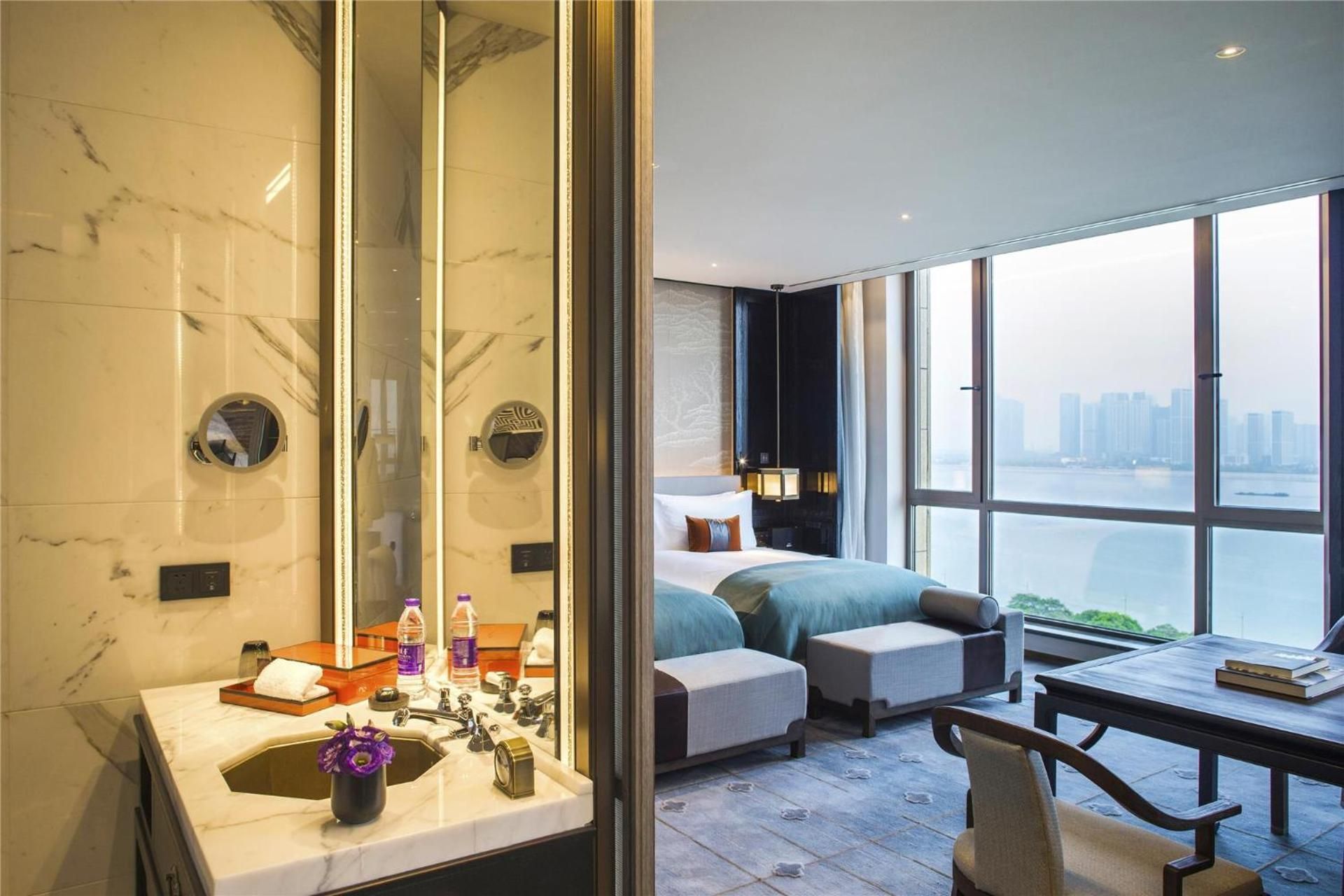 River View Open-Plan Suite Twin