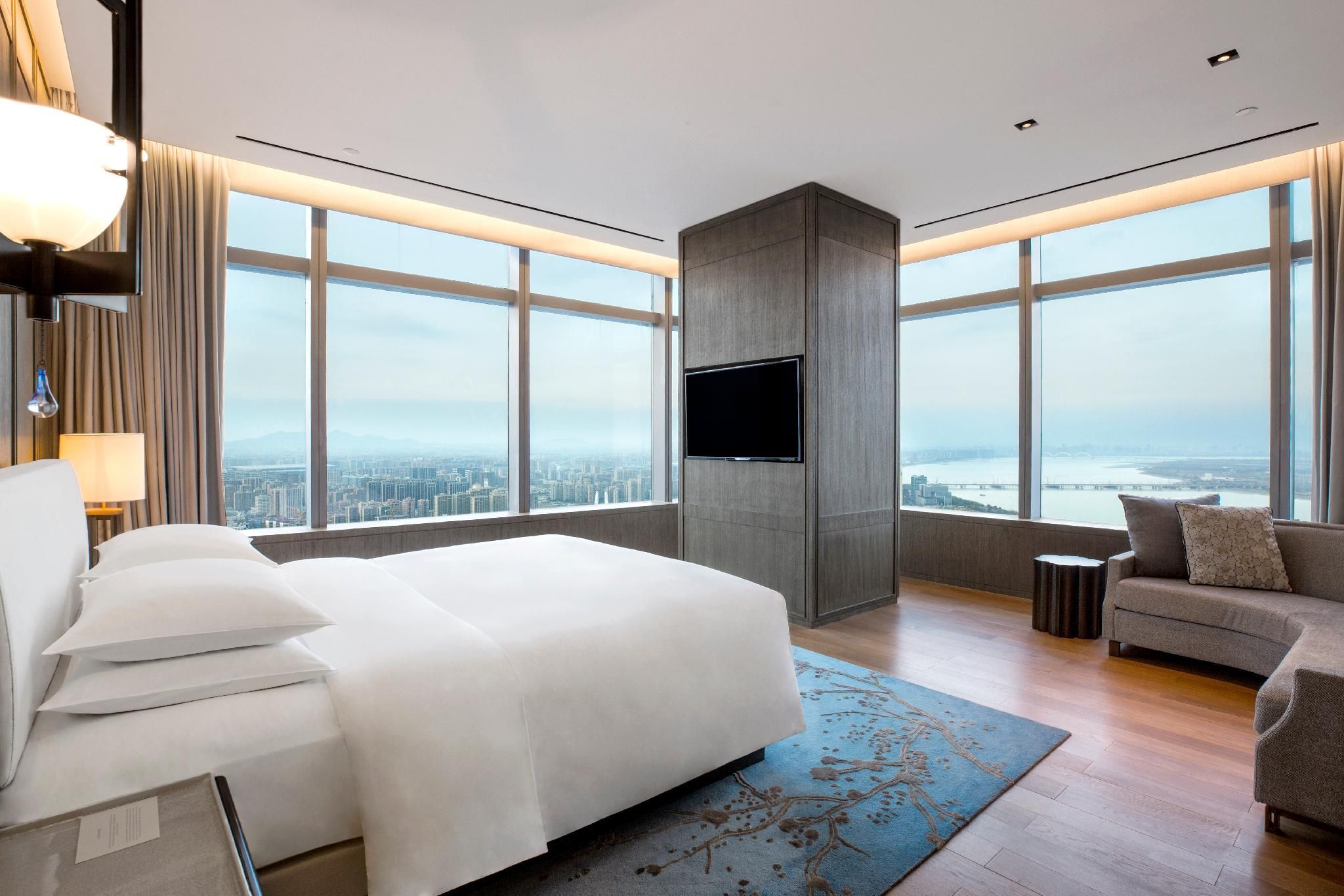 Park Suite
