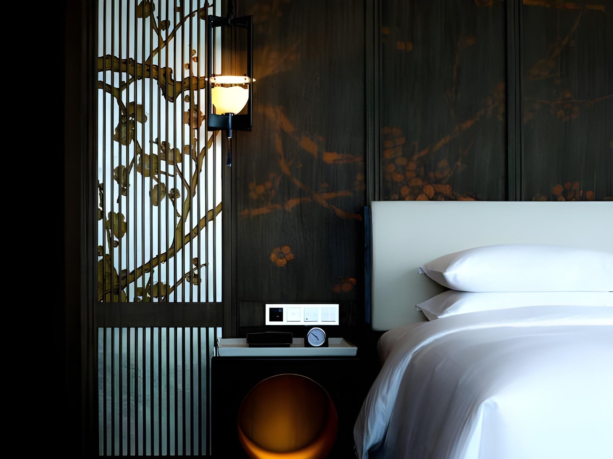 2 Twin Beds