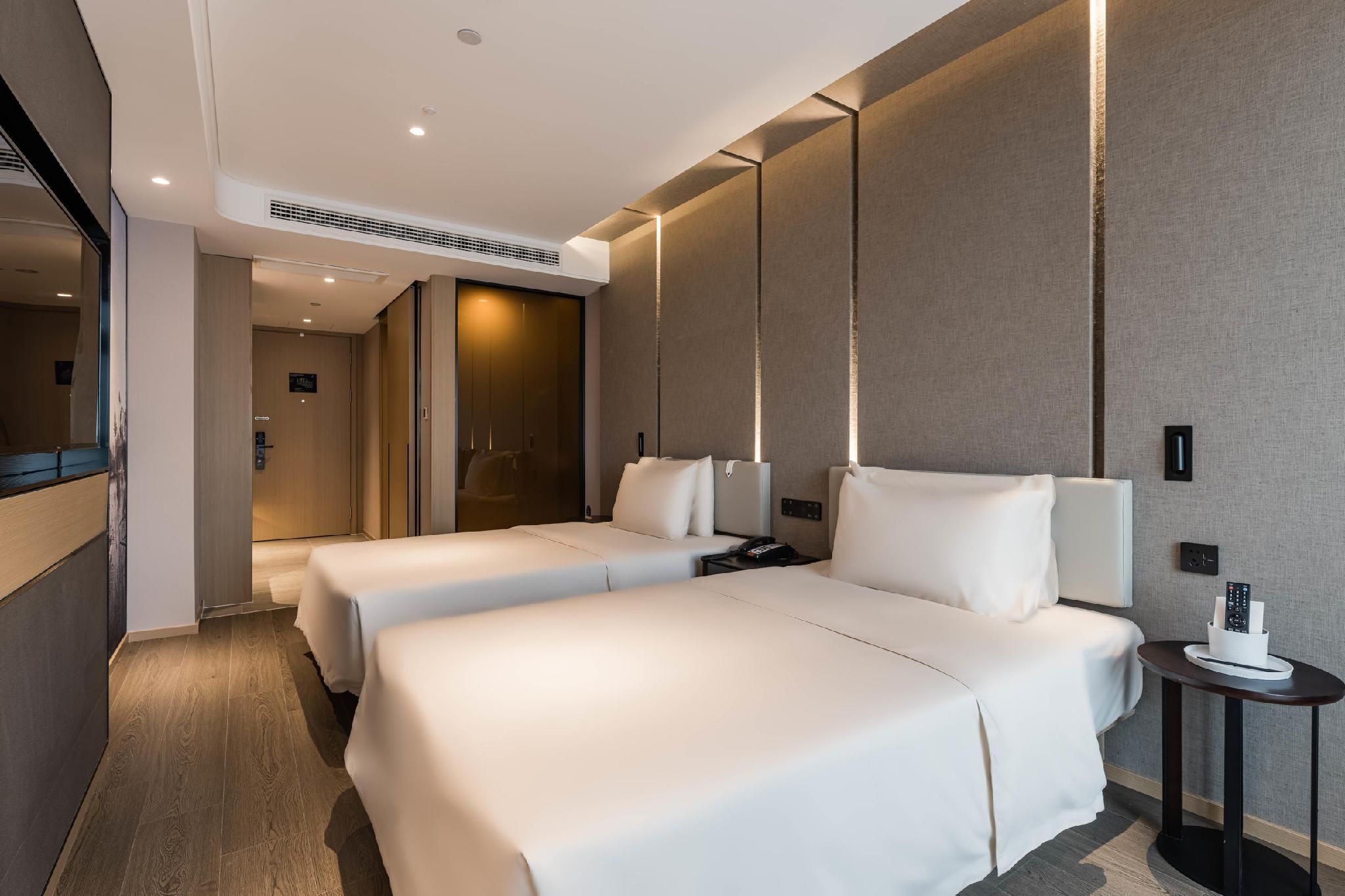 Atour - Elegant Twin Bed Room