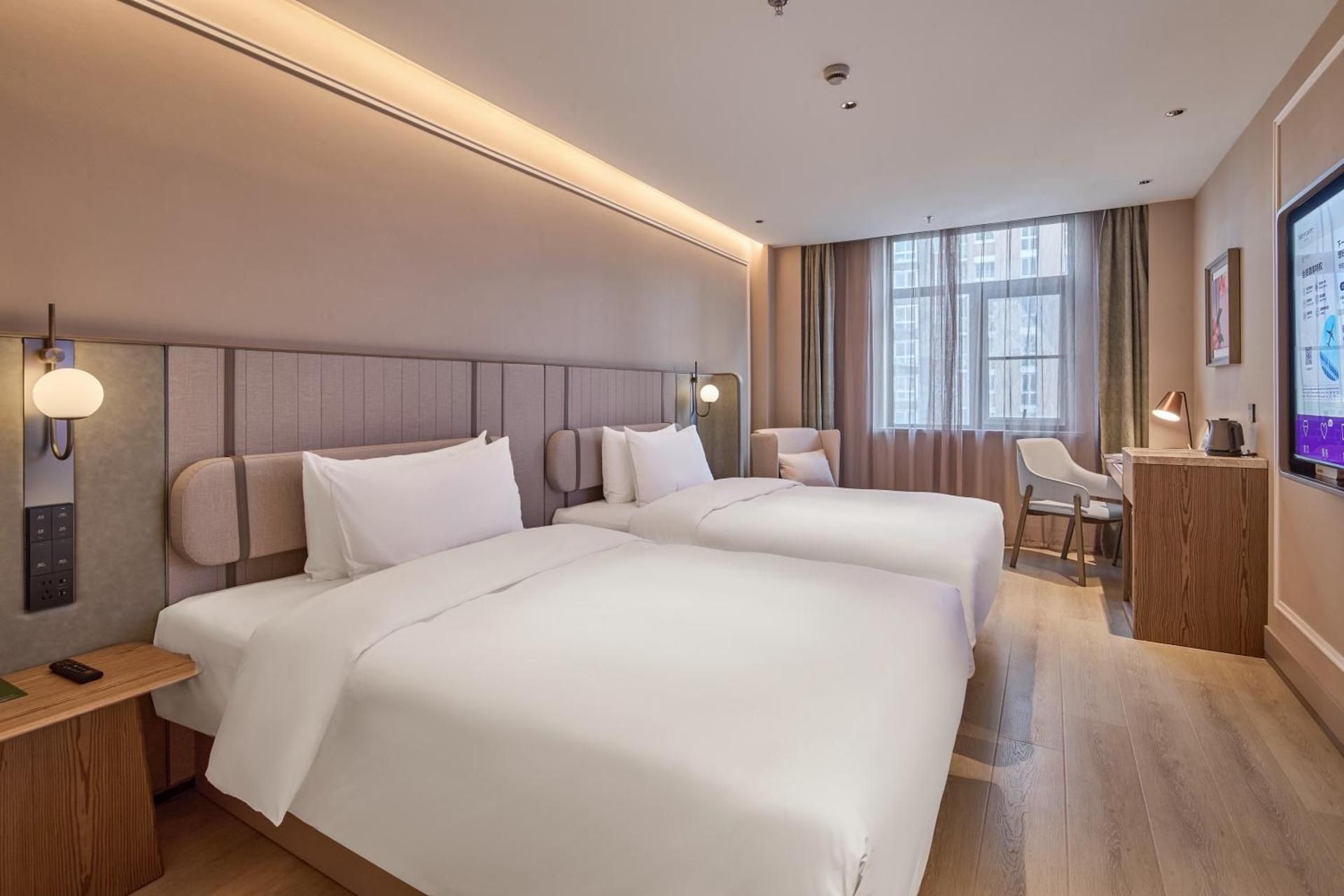 DELUXE ROOM, Two Single Beds