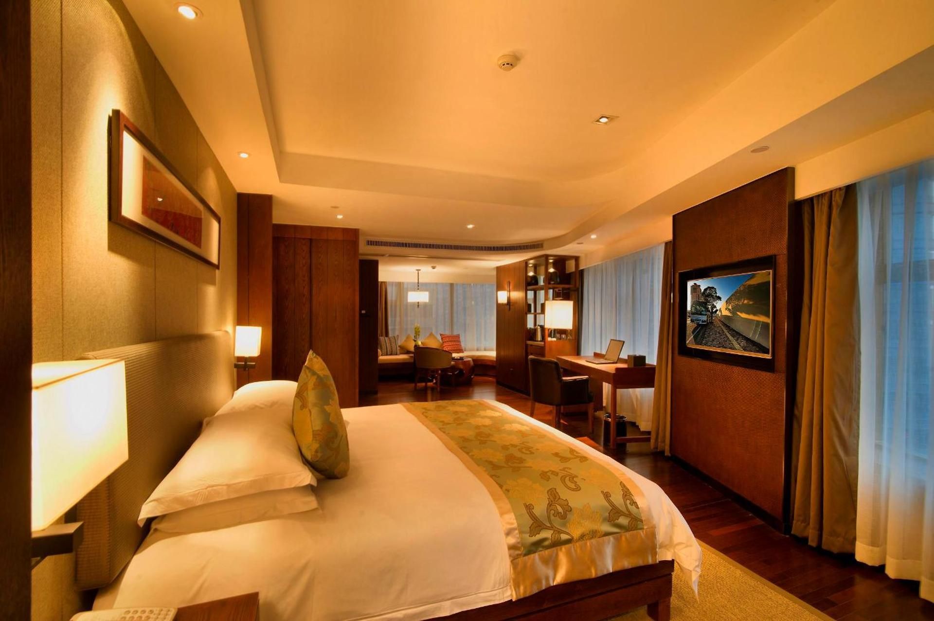 Premier Suite