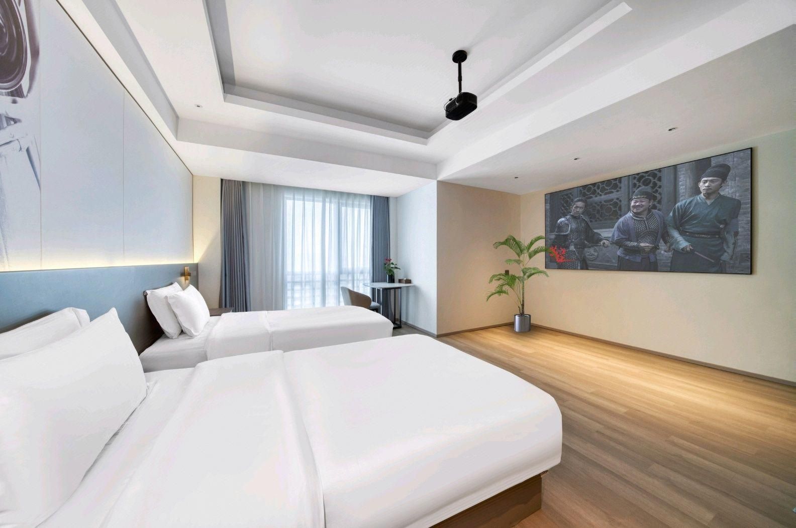 Rezen - IMAX Projector Twin Room