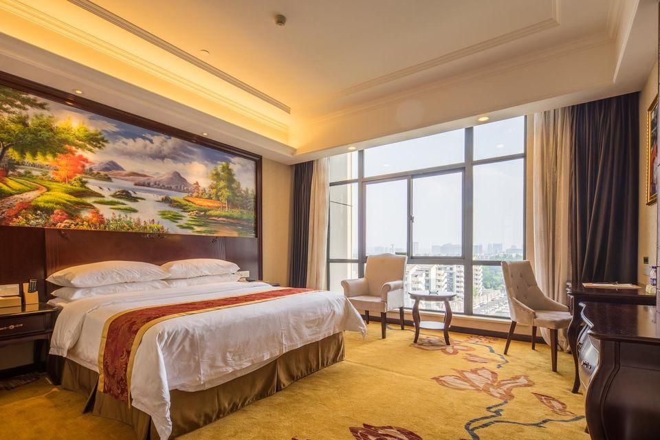 WH - Superior Bed Room