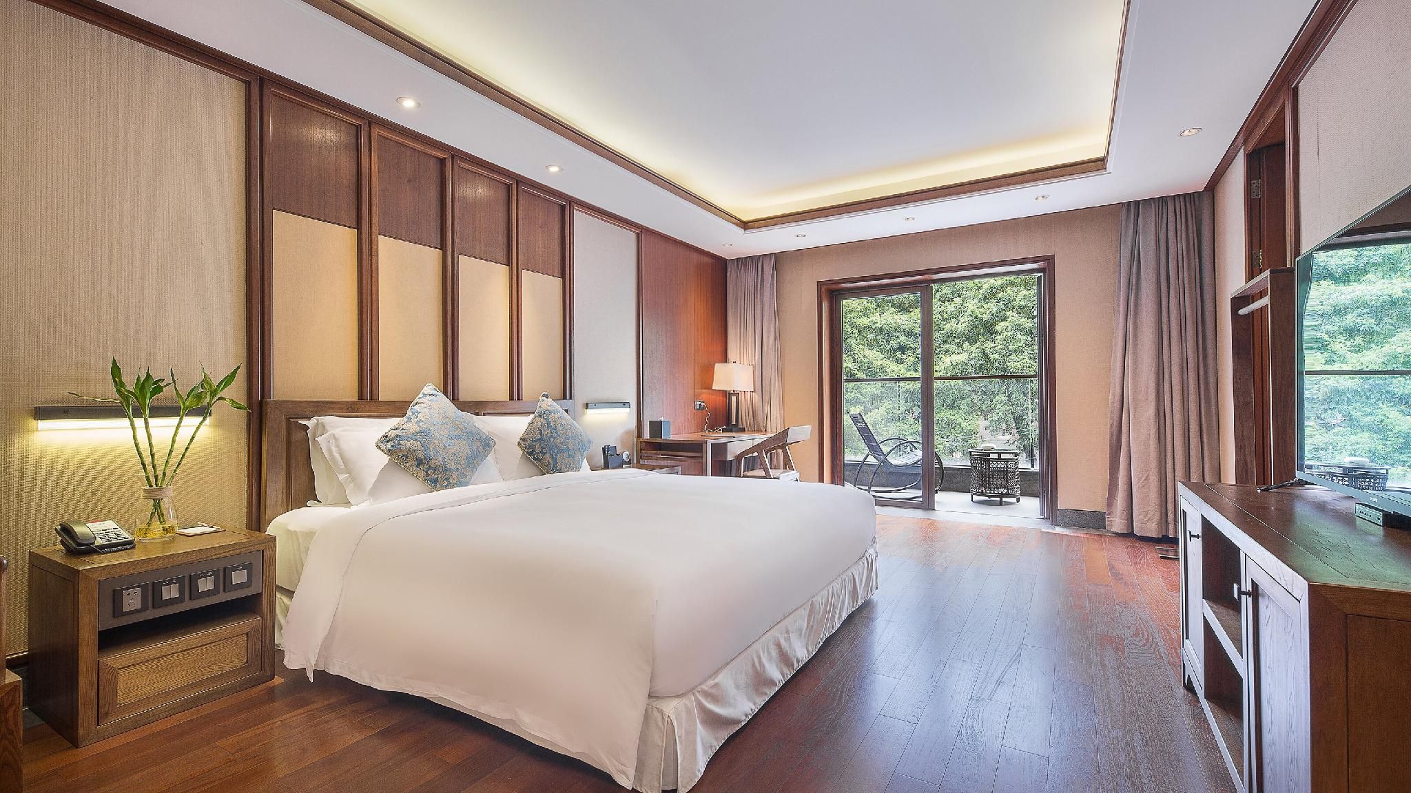 One Bedroom Deluxe Mountain View