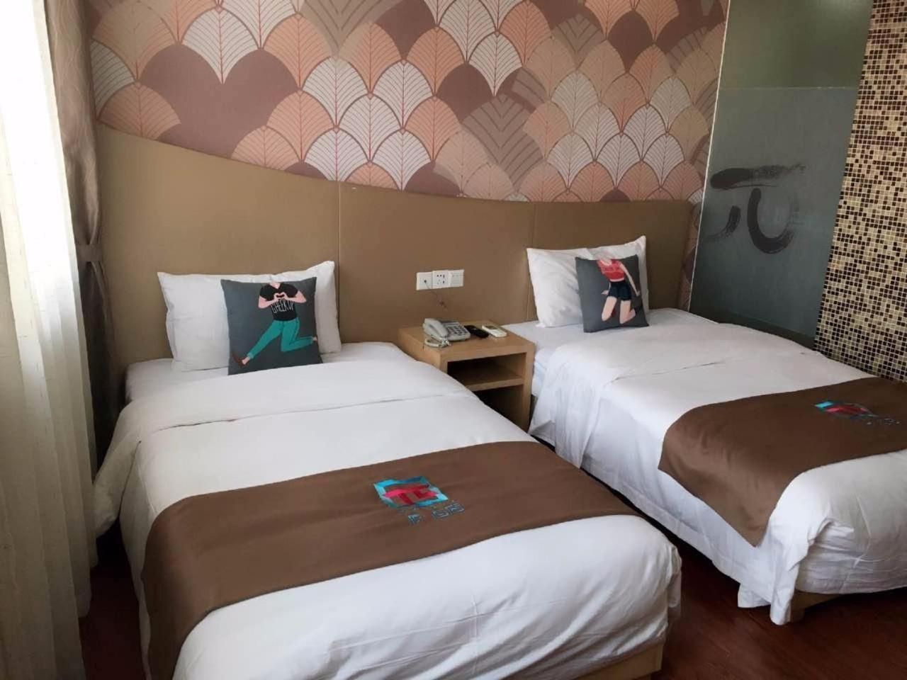 Mainland Chinese Citizens - Featured Twin Room