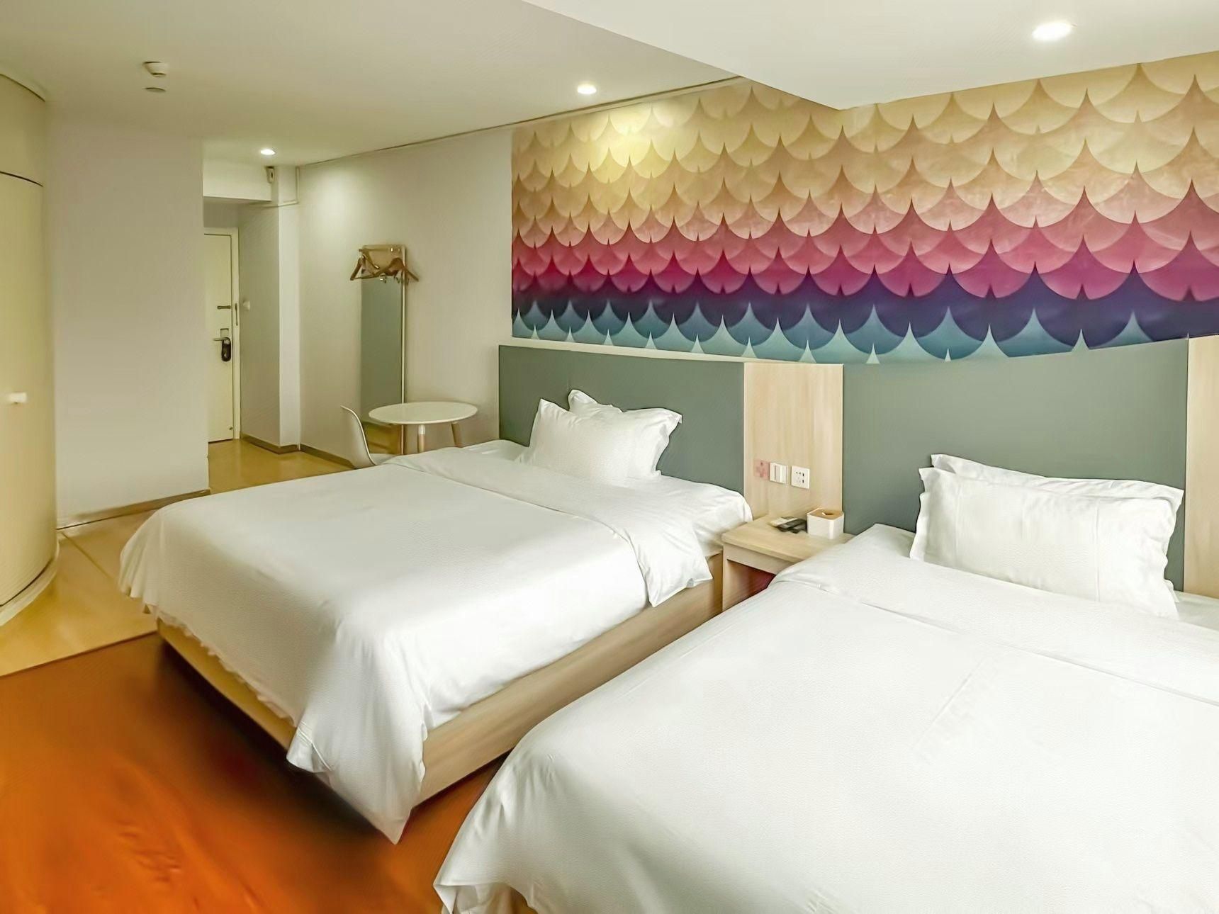 Select Bed Room