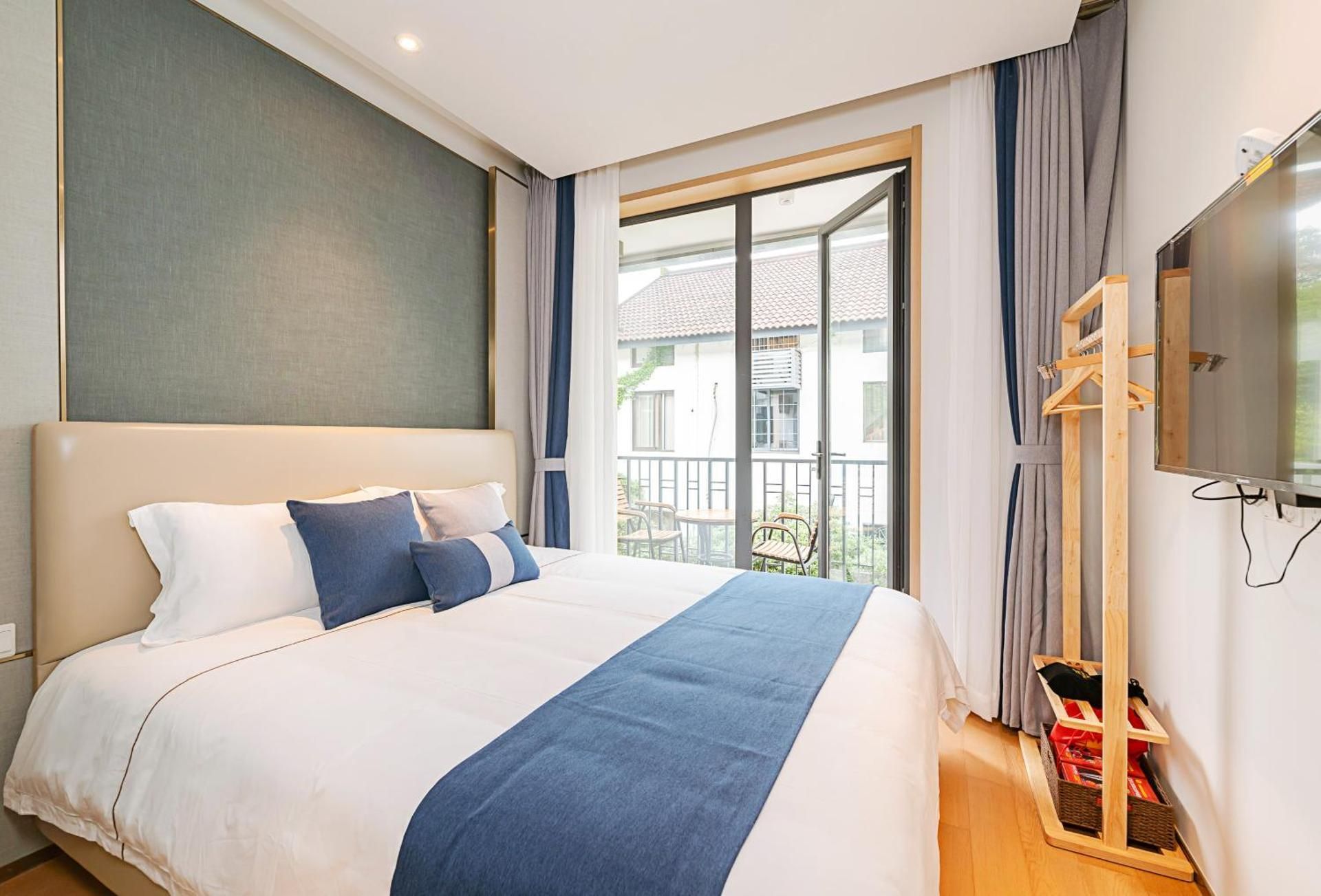 Double Room with Balcony