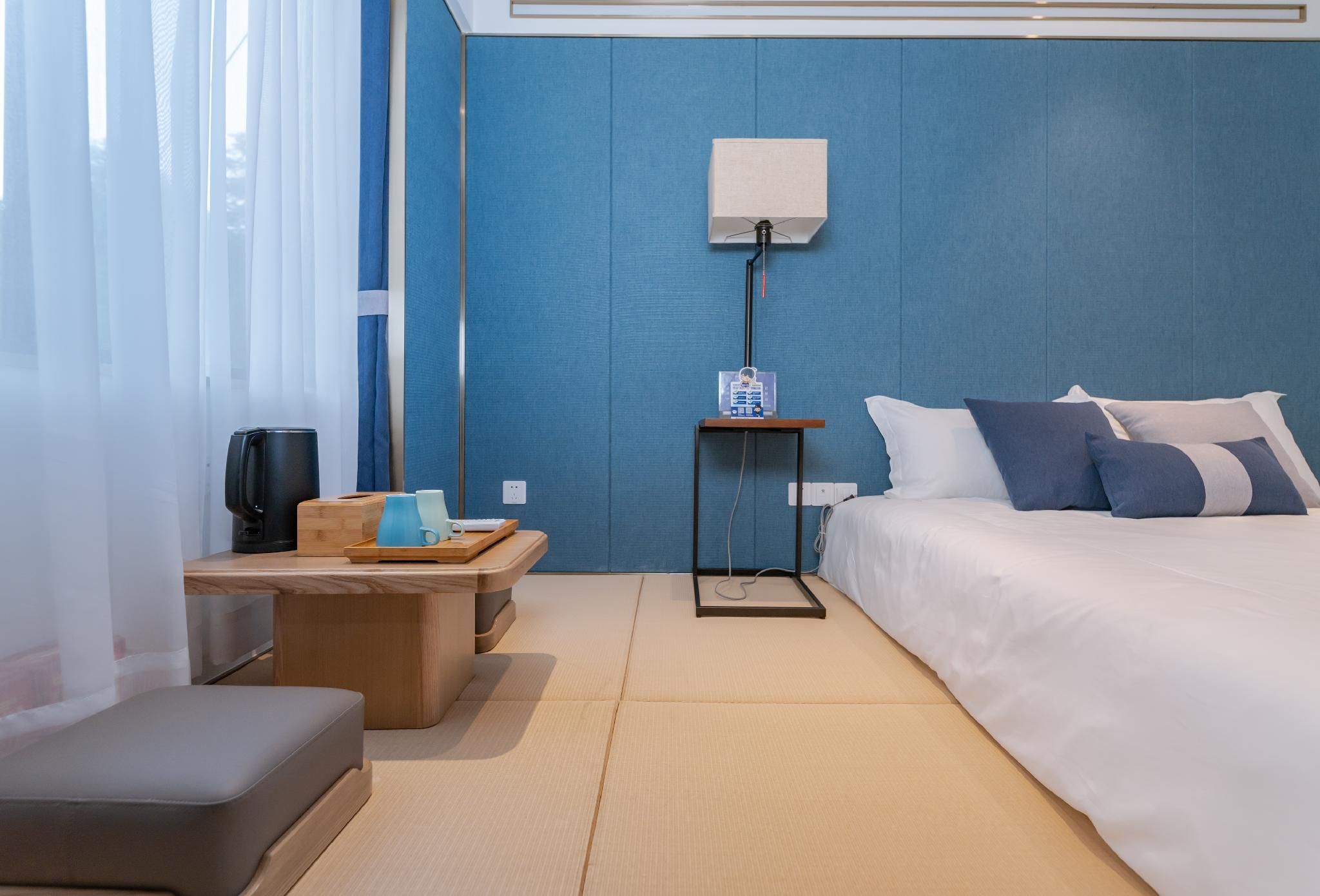 Tatami Queen Room