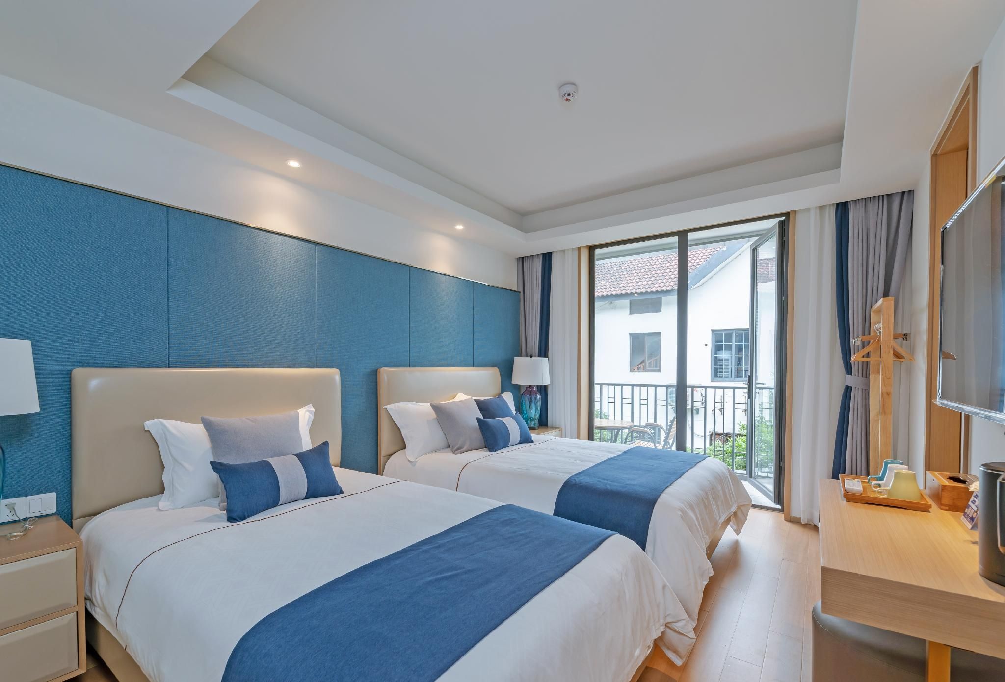 Superior Double Balcony