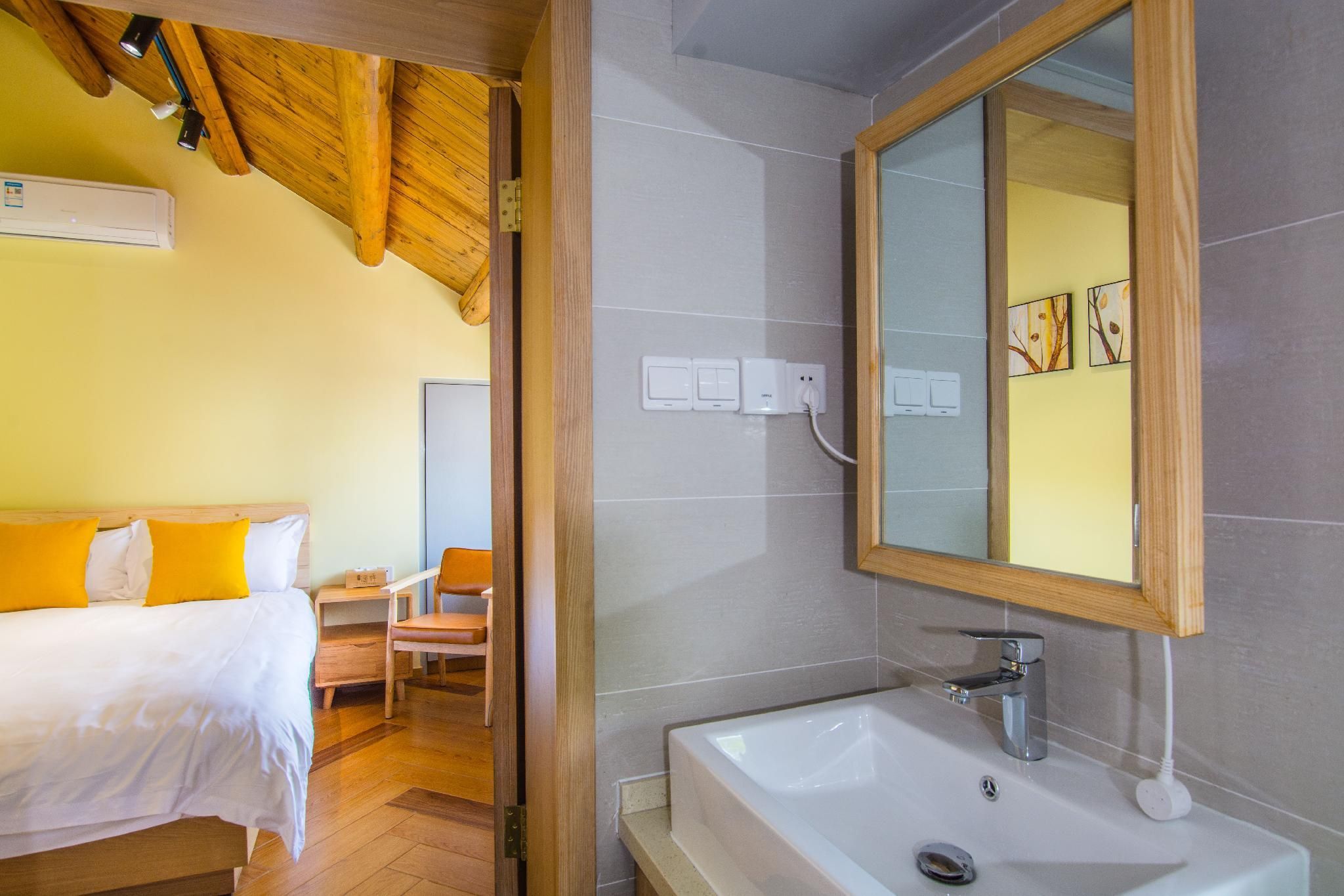 Standard Double room 101