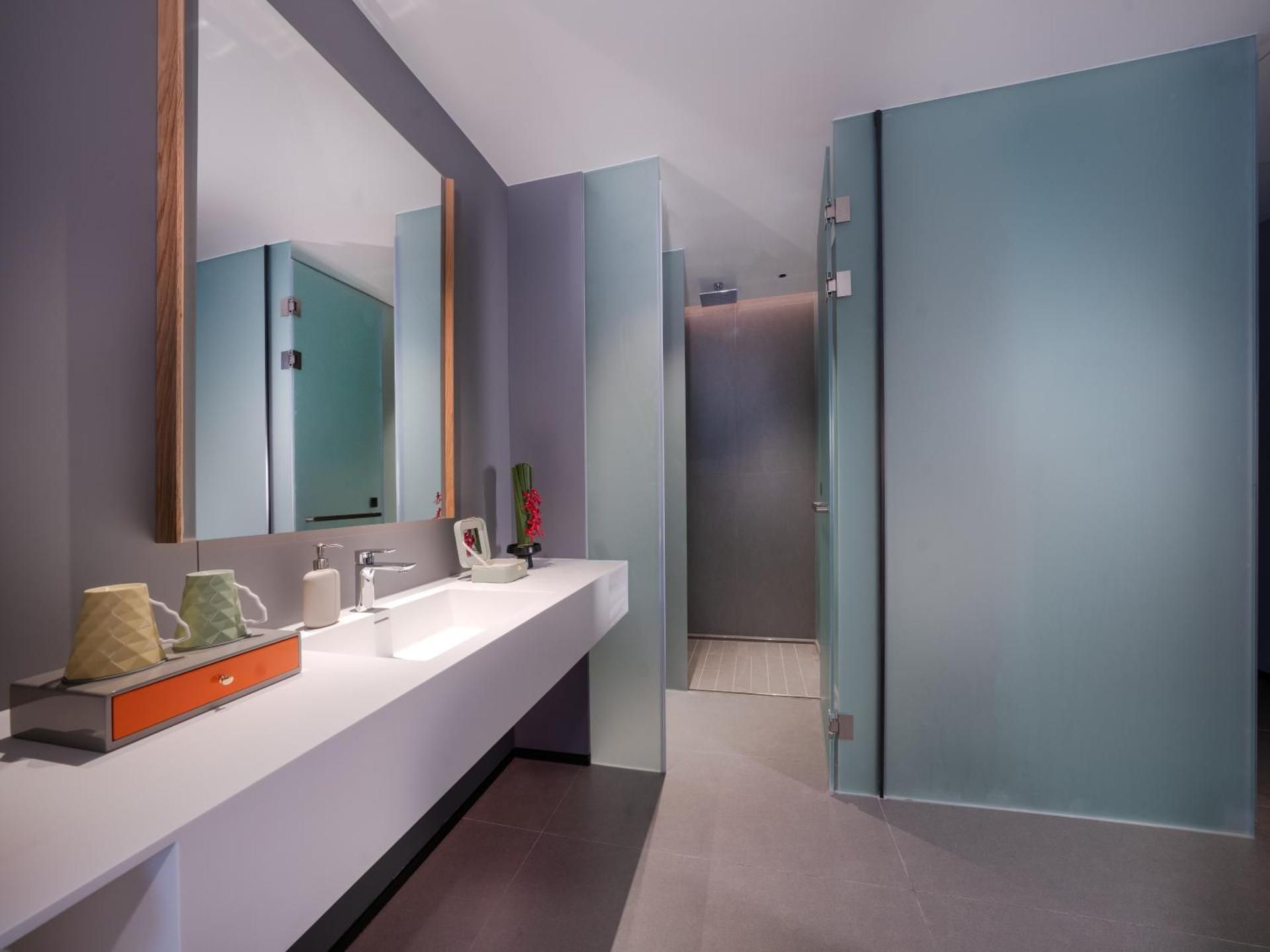 Four Seasons Twin Room 