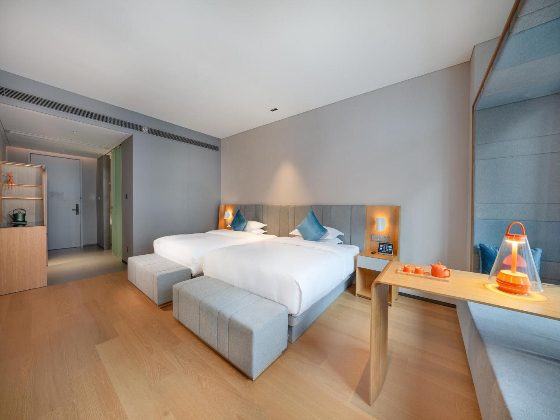 Four Seasons Twin Room 