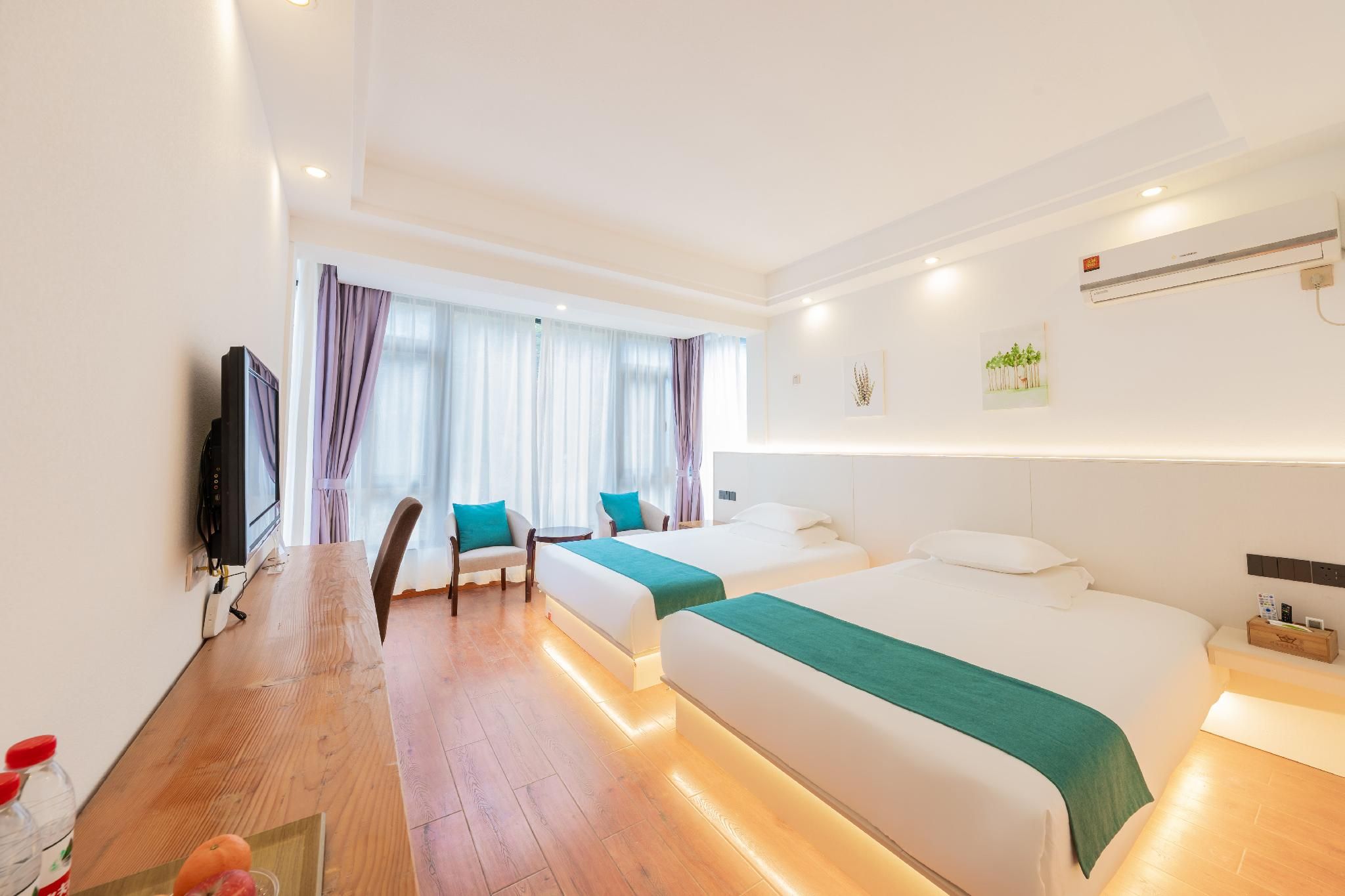 Mountain View Twin Room