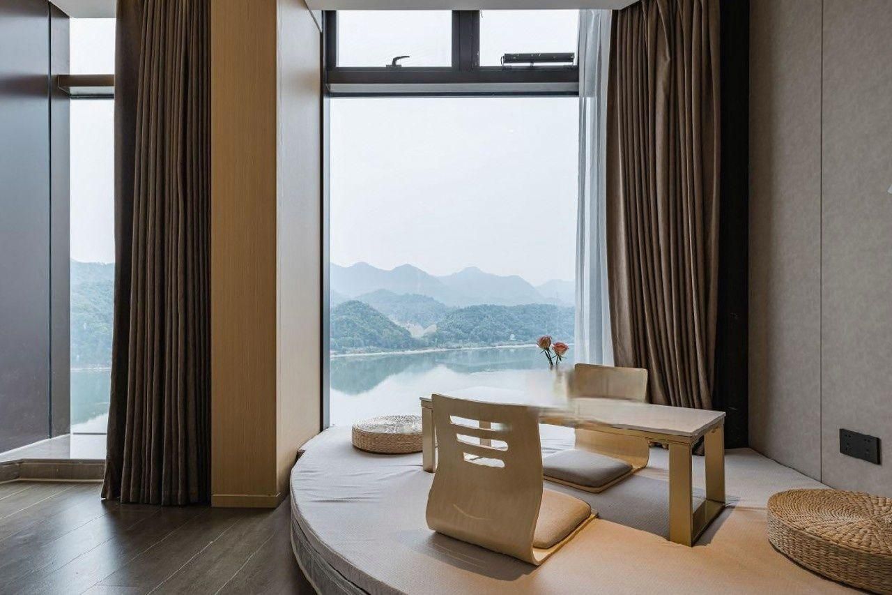 Premier Suite with River View