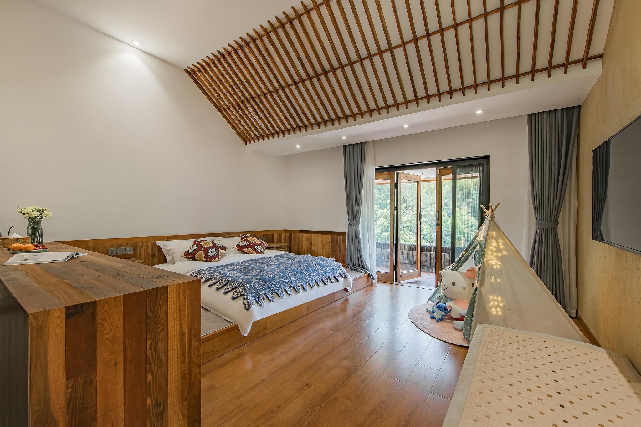 Tatami Room