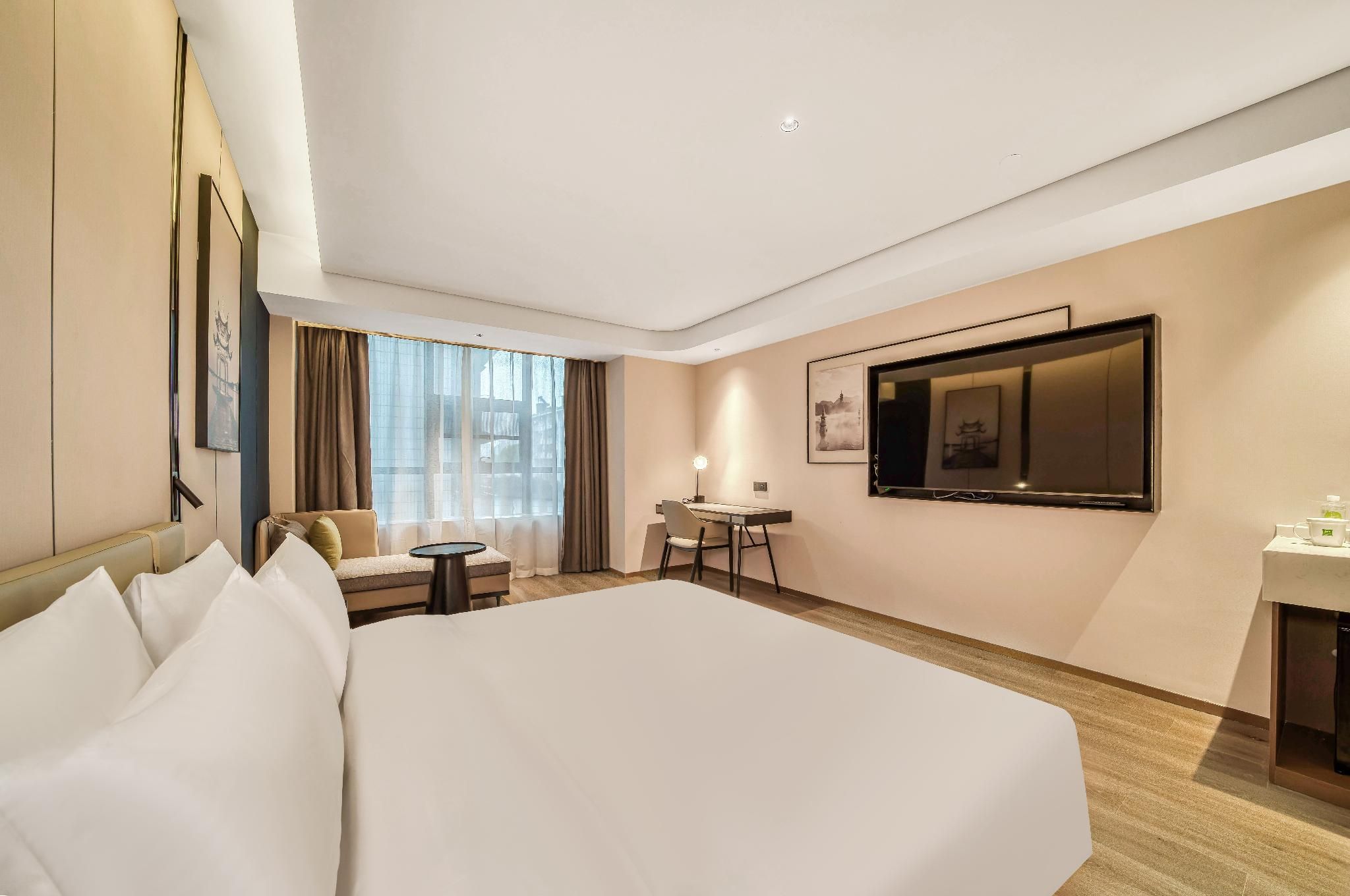 Huazhu - Superior BedRoom