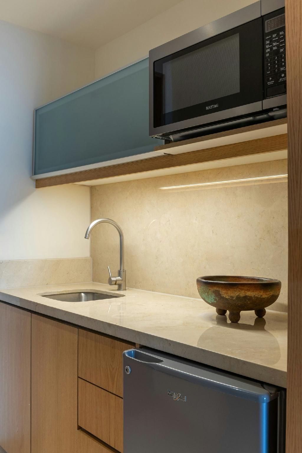 Standard Mountain View All-Inclusive Guest room 1 King Torre Zafiro Balcony