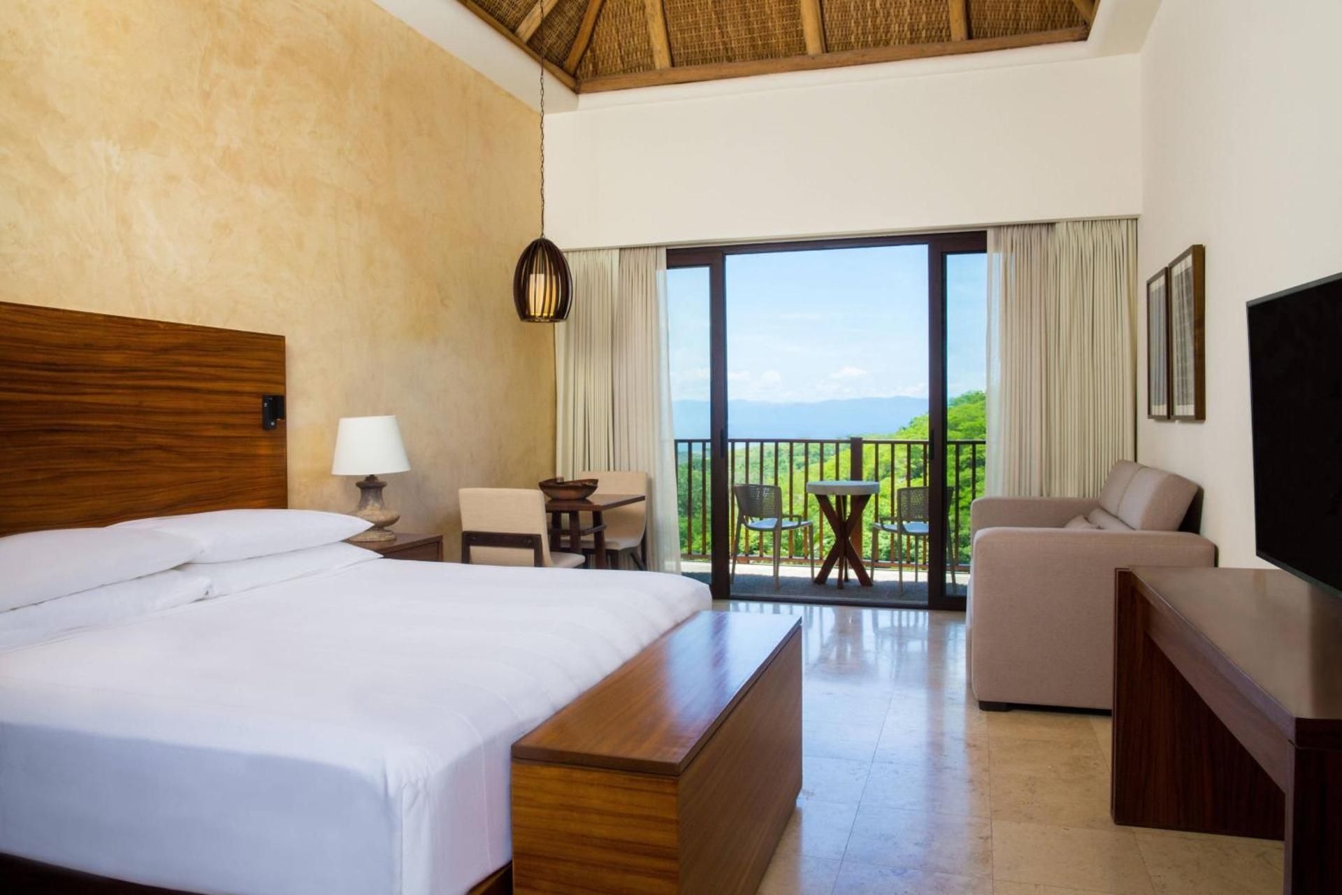 Deluxe Mountain View, All-Inclusive, Guest room, 1 King, Sofa bed, Balcony