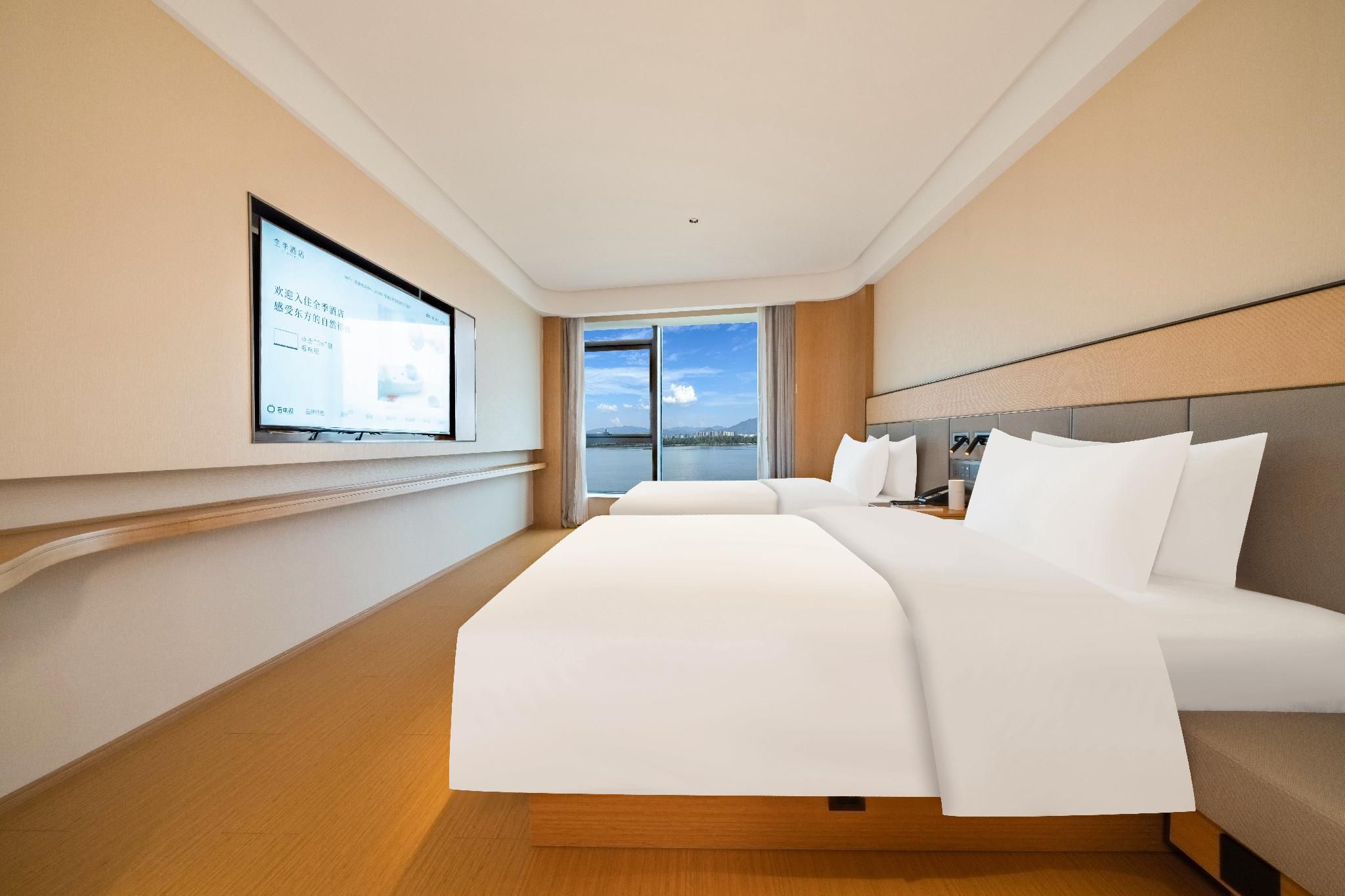 Sea, park, or opera view, Guest room, 2 Twin/Single Bed(s)