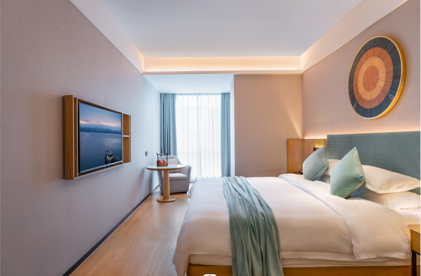 Deluxe Room Queen