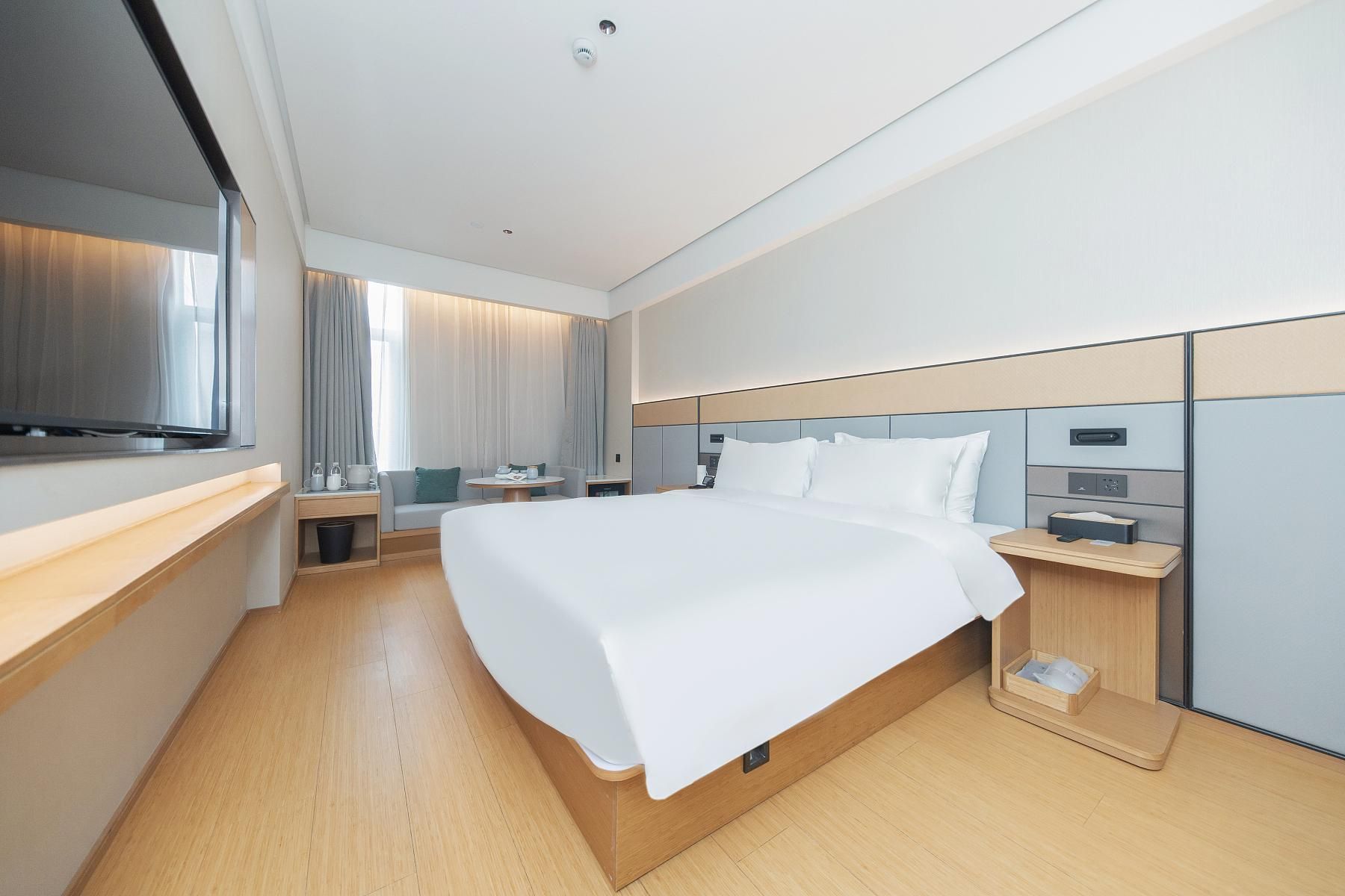 Huazhu - Superior BedRoom