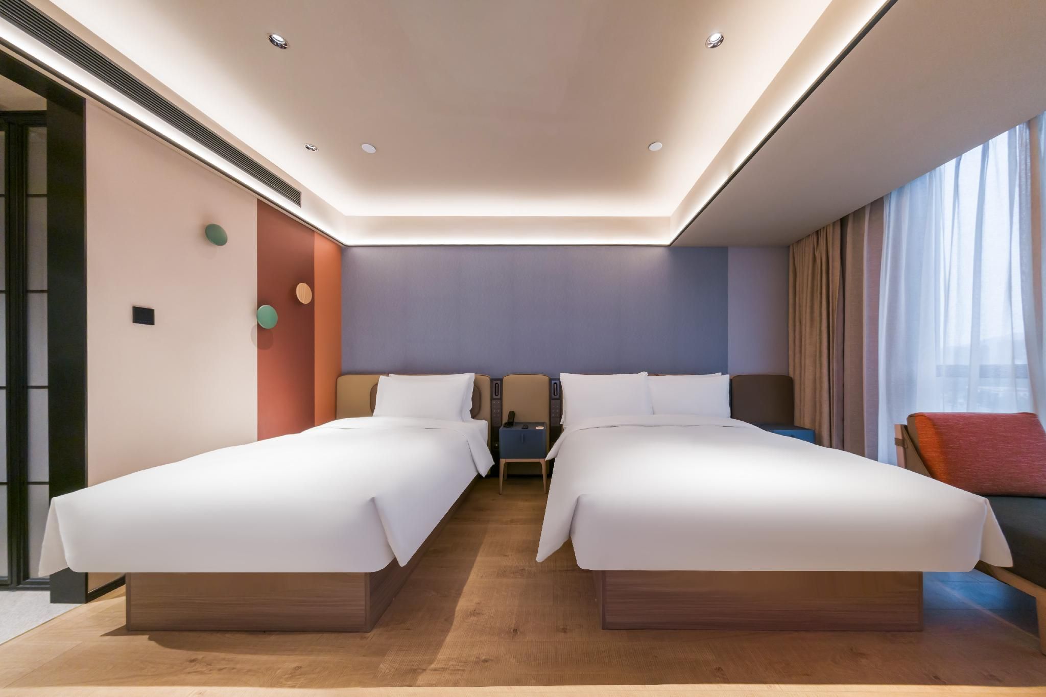 Huazhu - Family Room