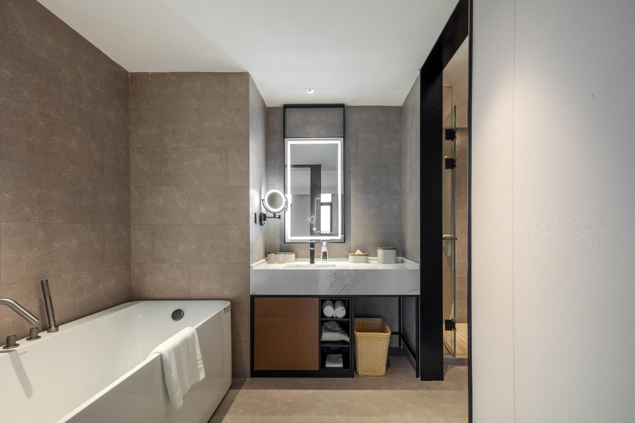 Atour - JIMU Suite, City View