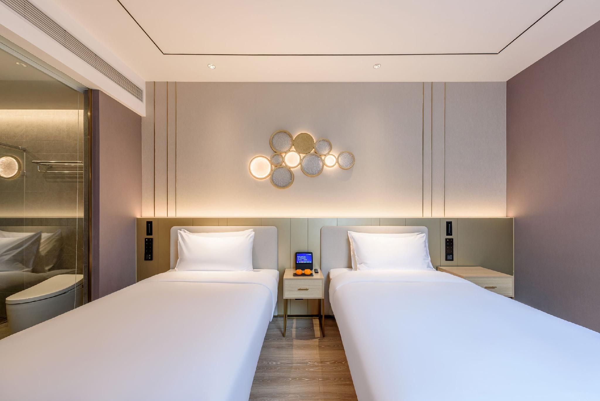 Huazhu - Business Twin Room