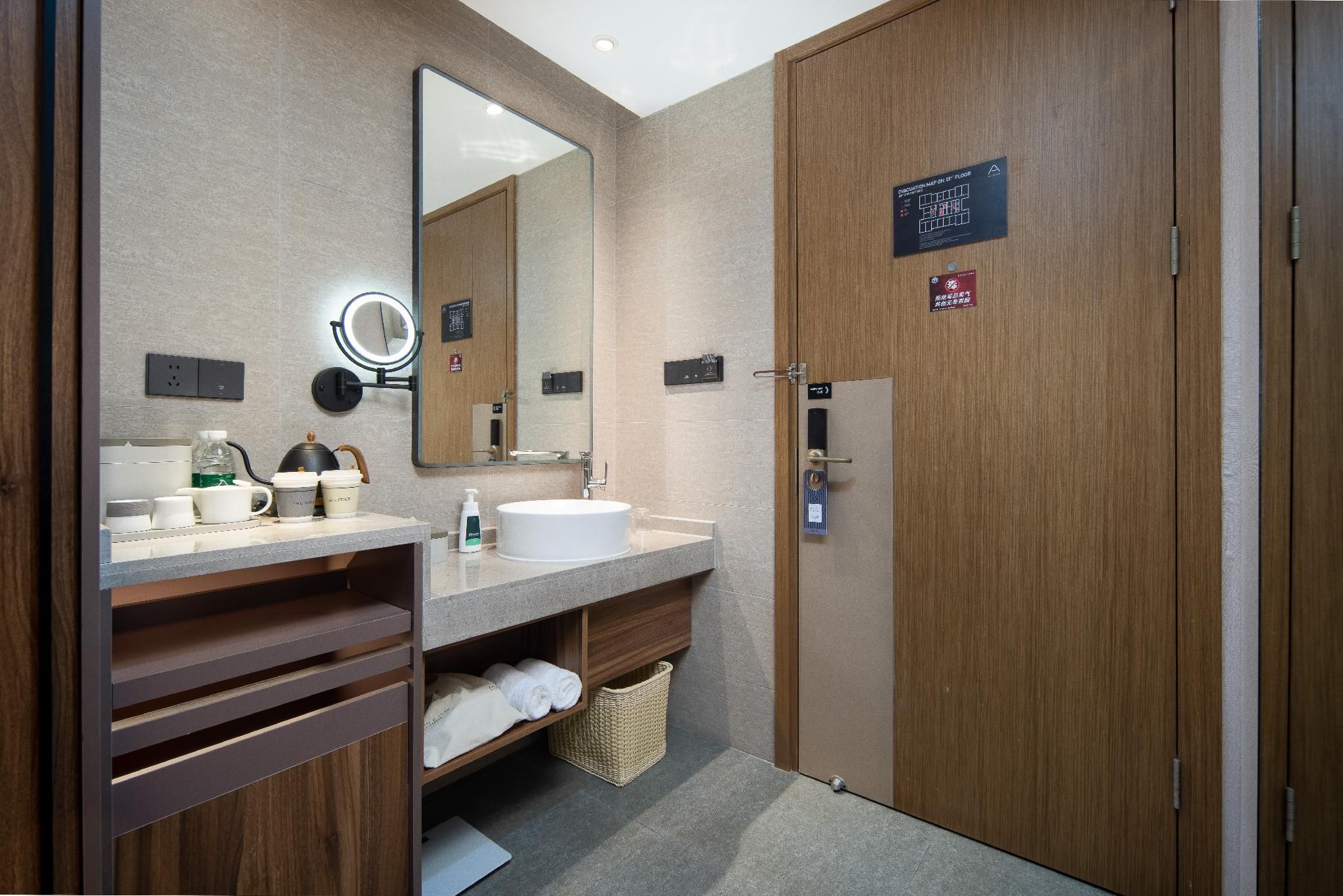 Executive room, Guest room, 1 Queen