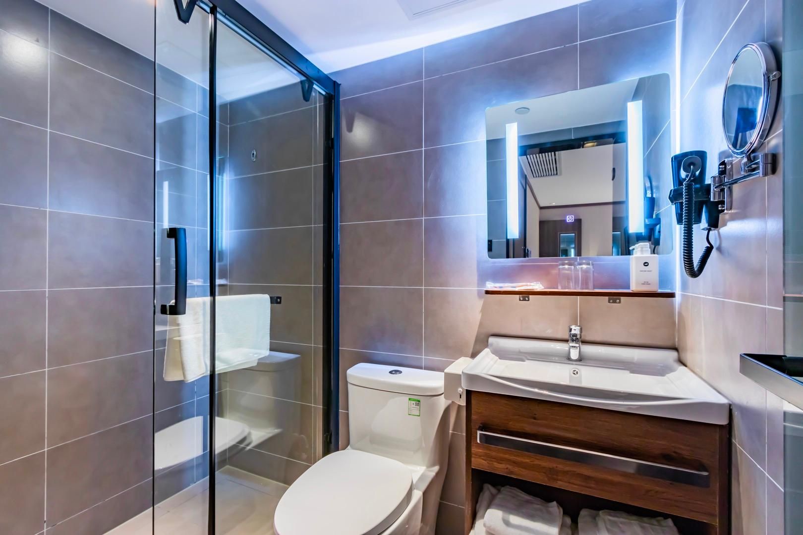 26853736_210813151800104943510