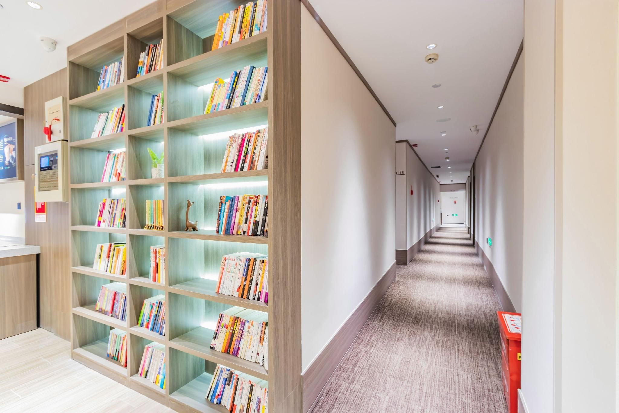 8cd45de61f71467a6c15c8d9de89e438