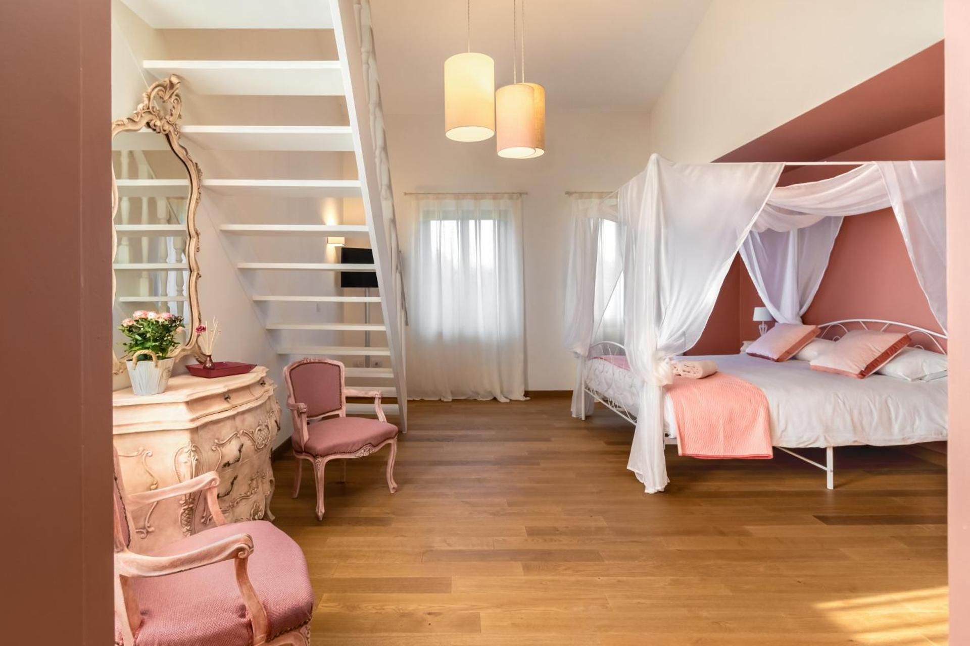 Duplex Quadruple Room