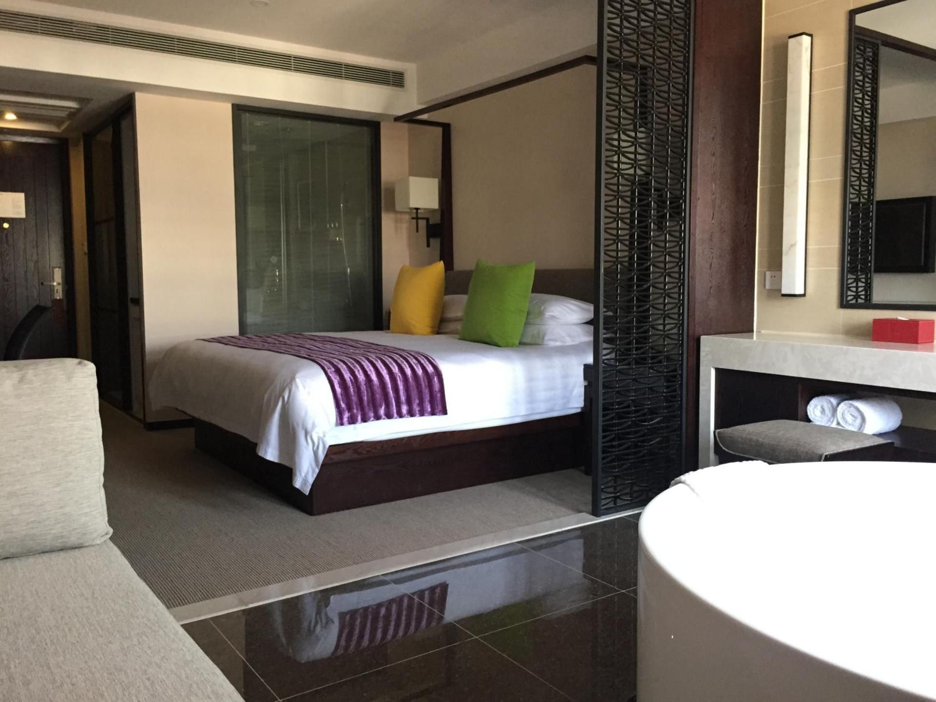 Superior Queen Room