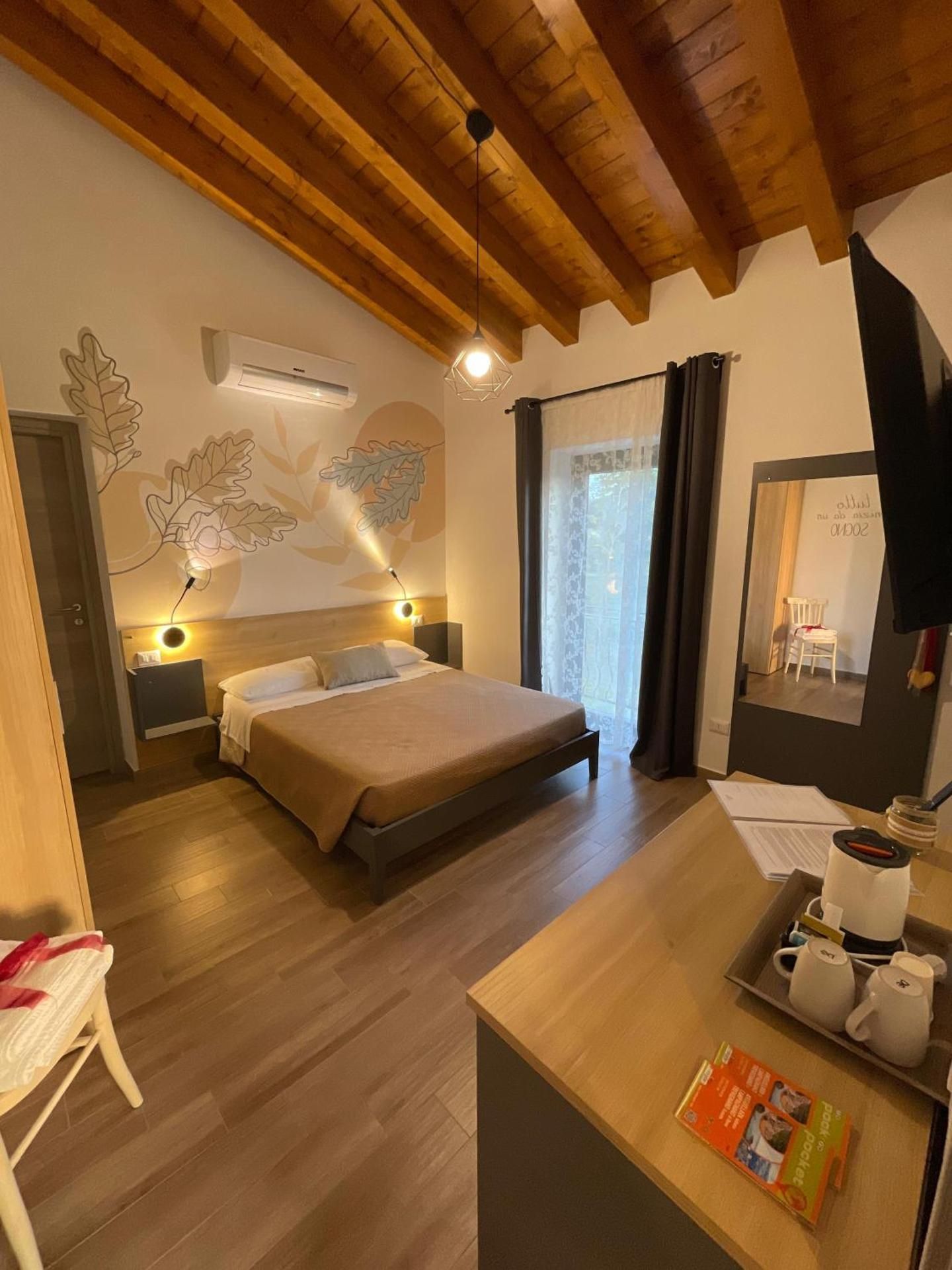 Large Double Room