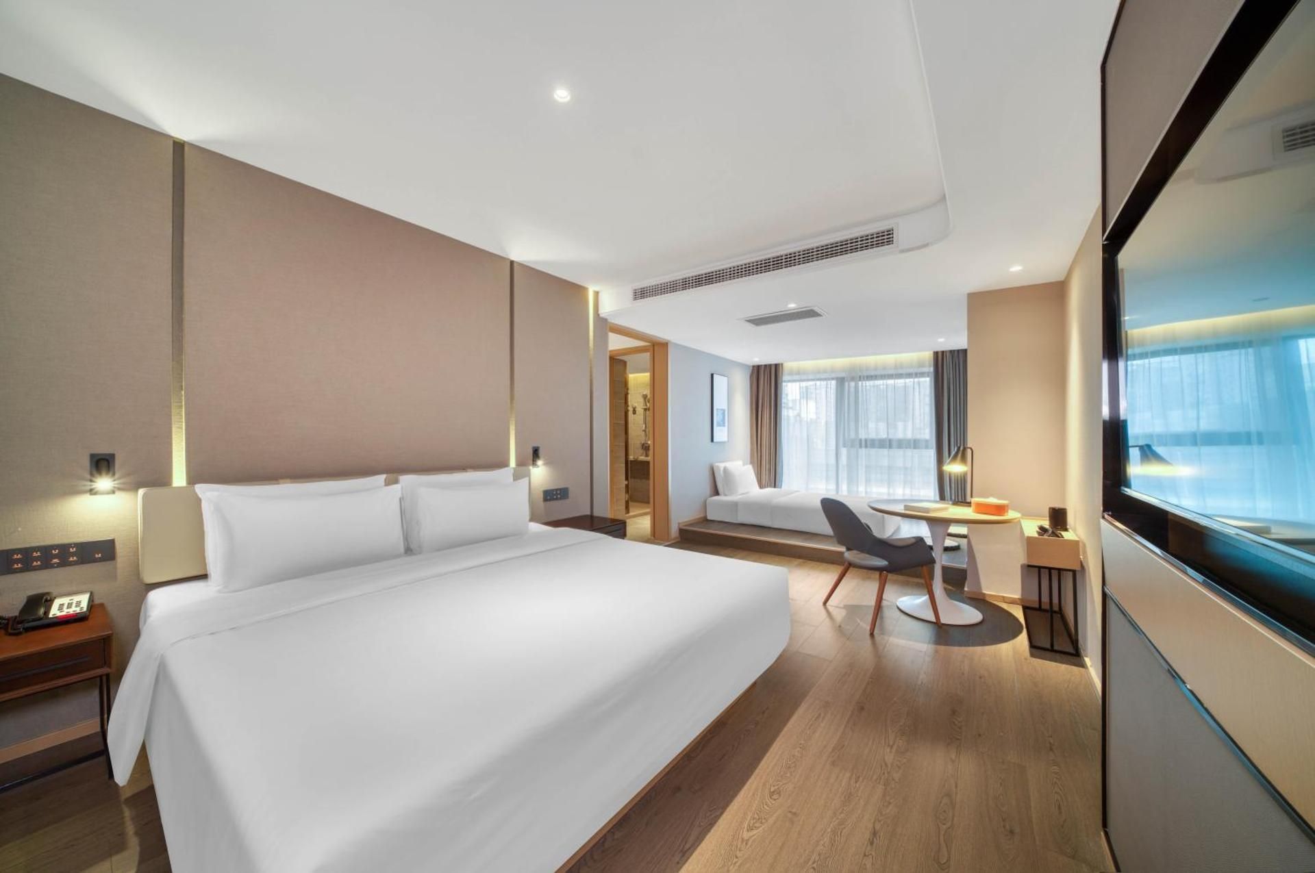 Atour - JIMU Suite, City View