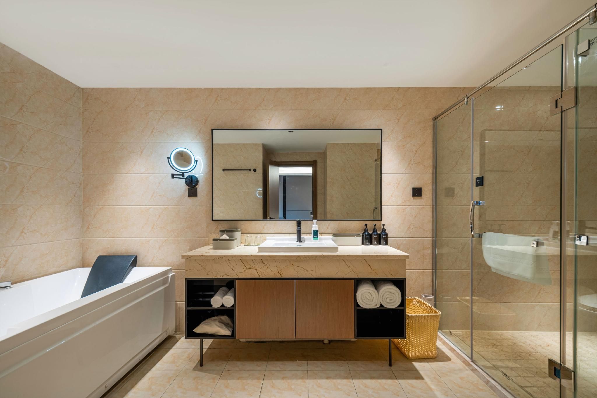 Jimu Double Room with City View