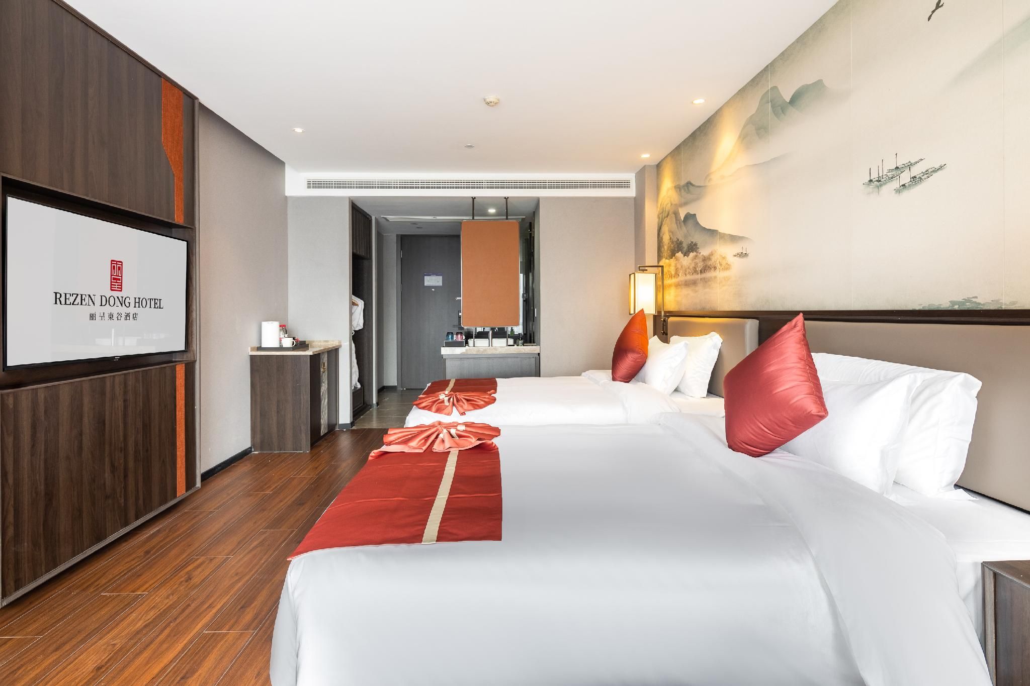 Rezen - Executive Twin Bed Room