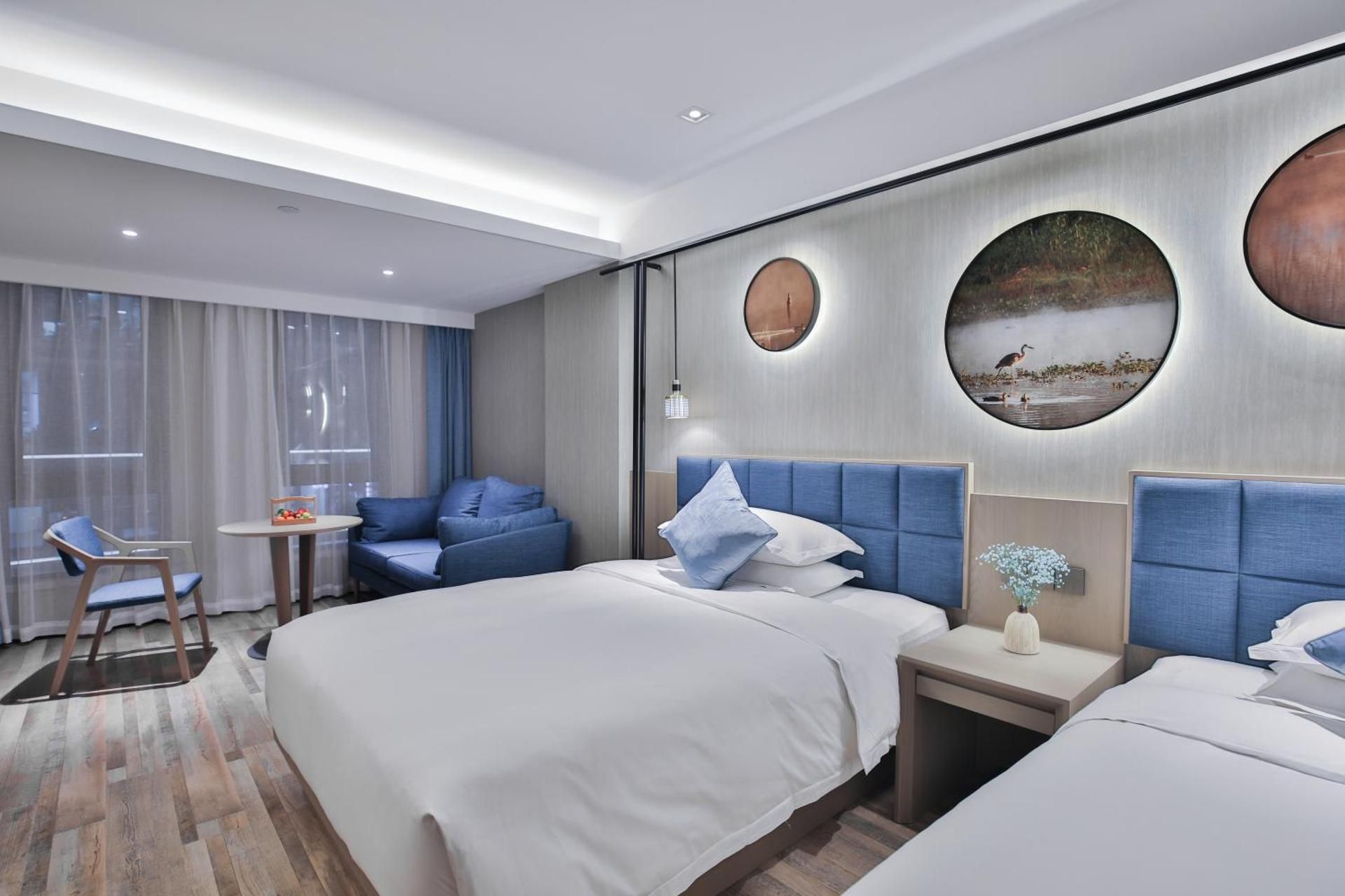 Core-Style Family Twin Room