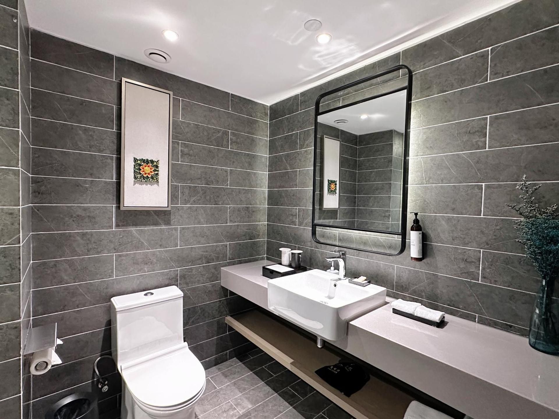 Core-Style Family Twin Room