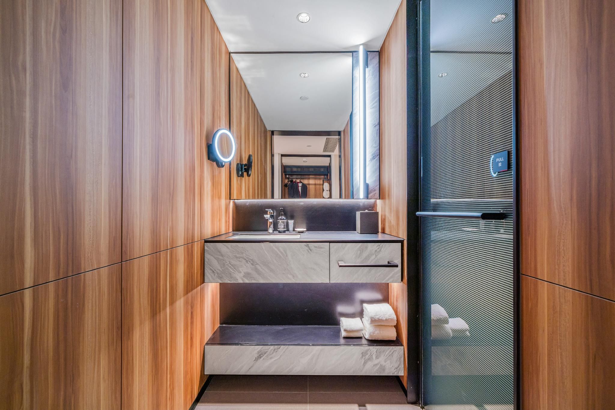 Huazhu - Superior BedRoom