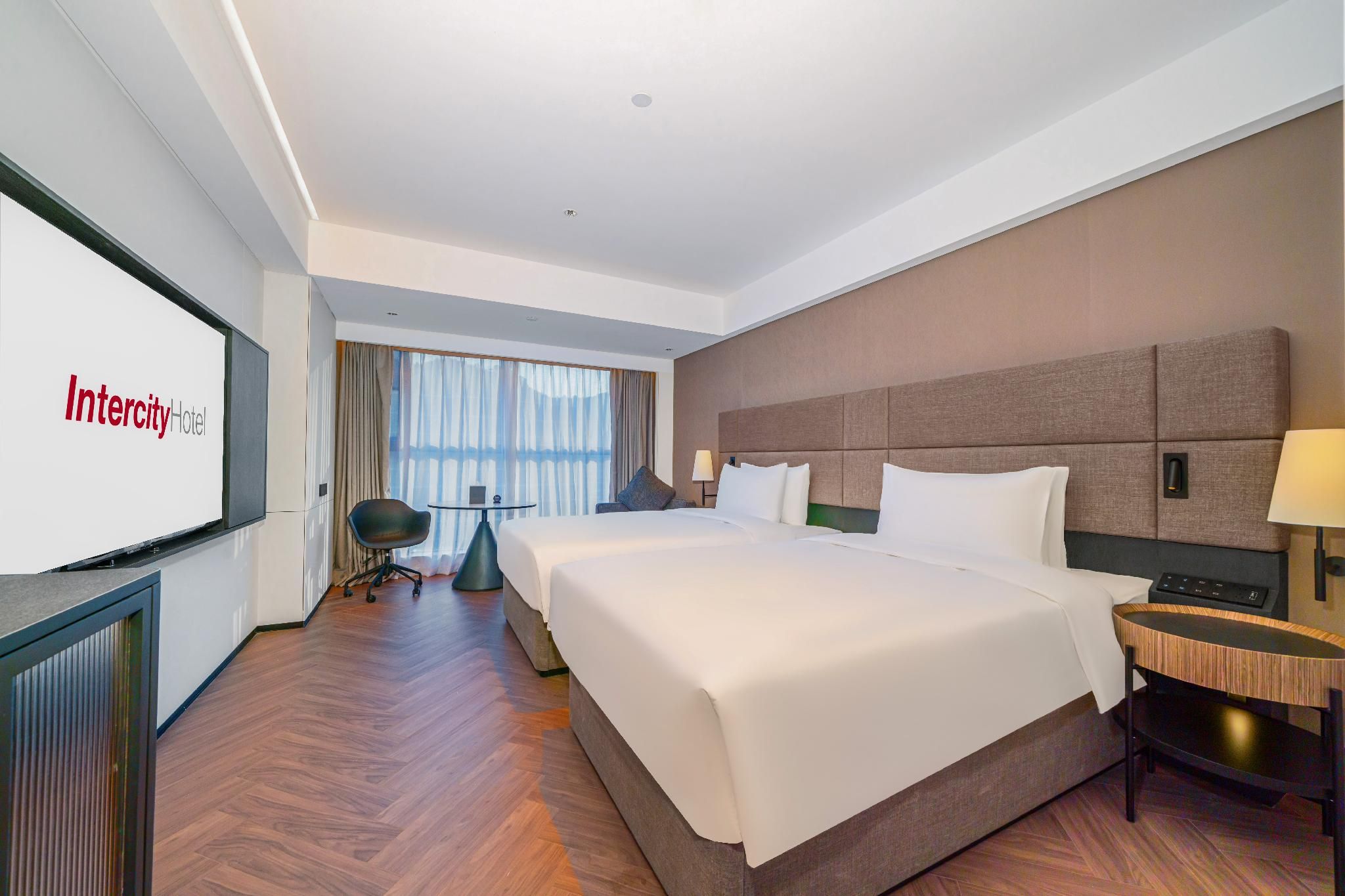 Huazhu - Deluxe Twin Room