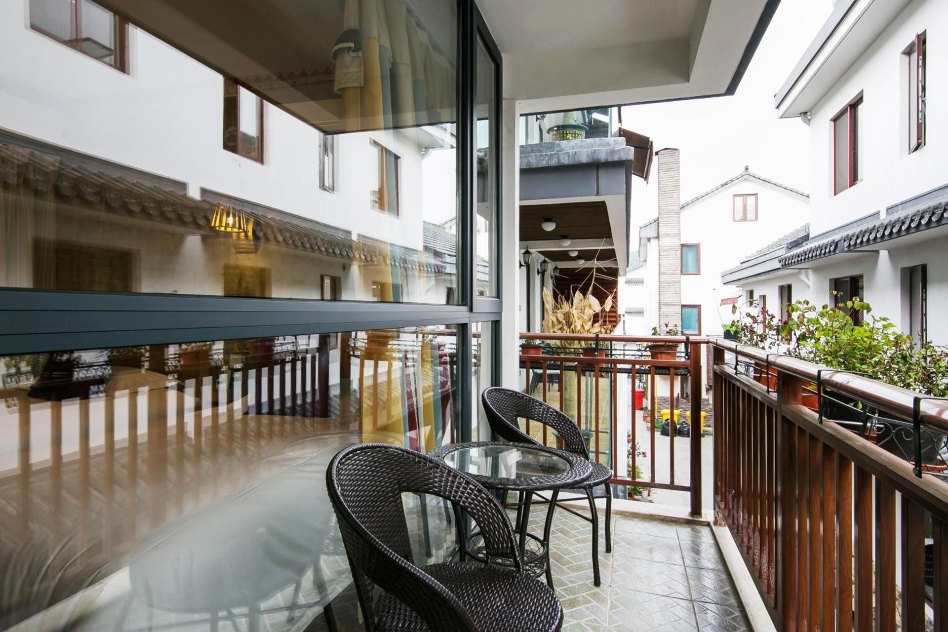 Twin Room with Balcony