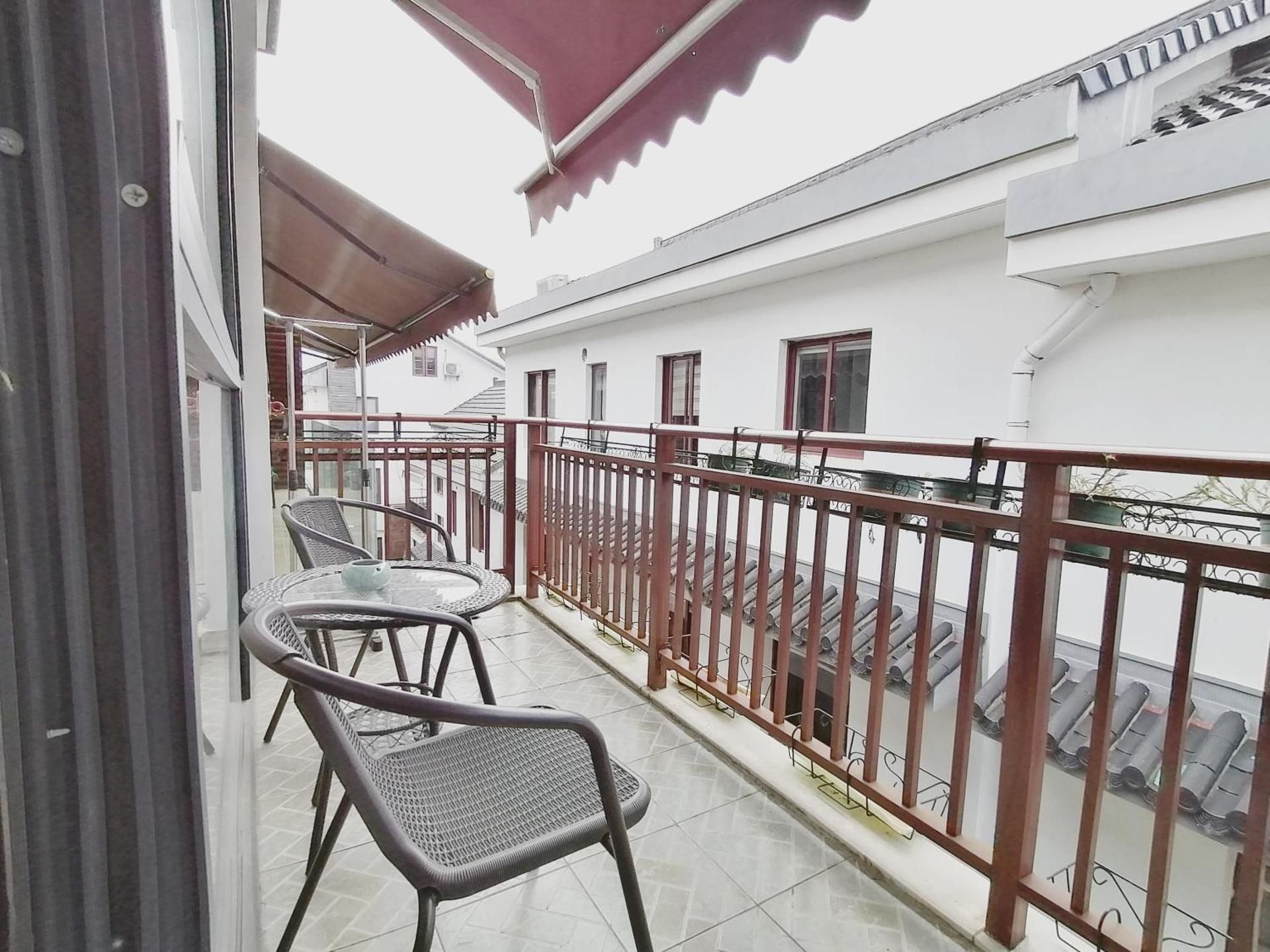 Kids Family Room - Guest Must Accompanied with Kids Under 13 Years