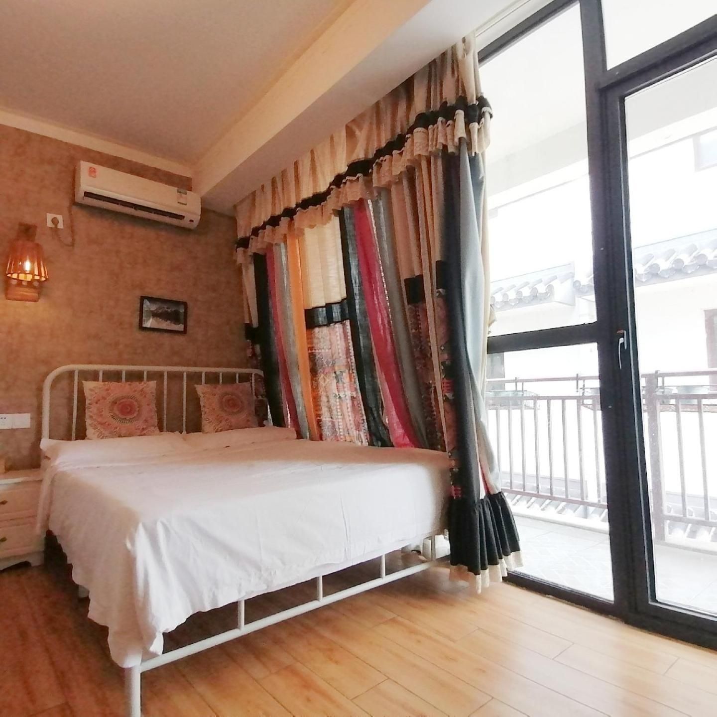 Twin Room with Balcony