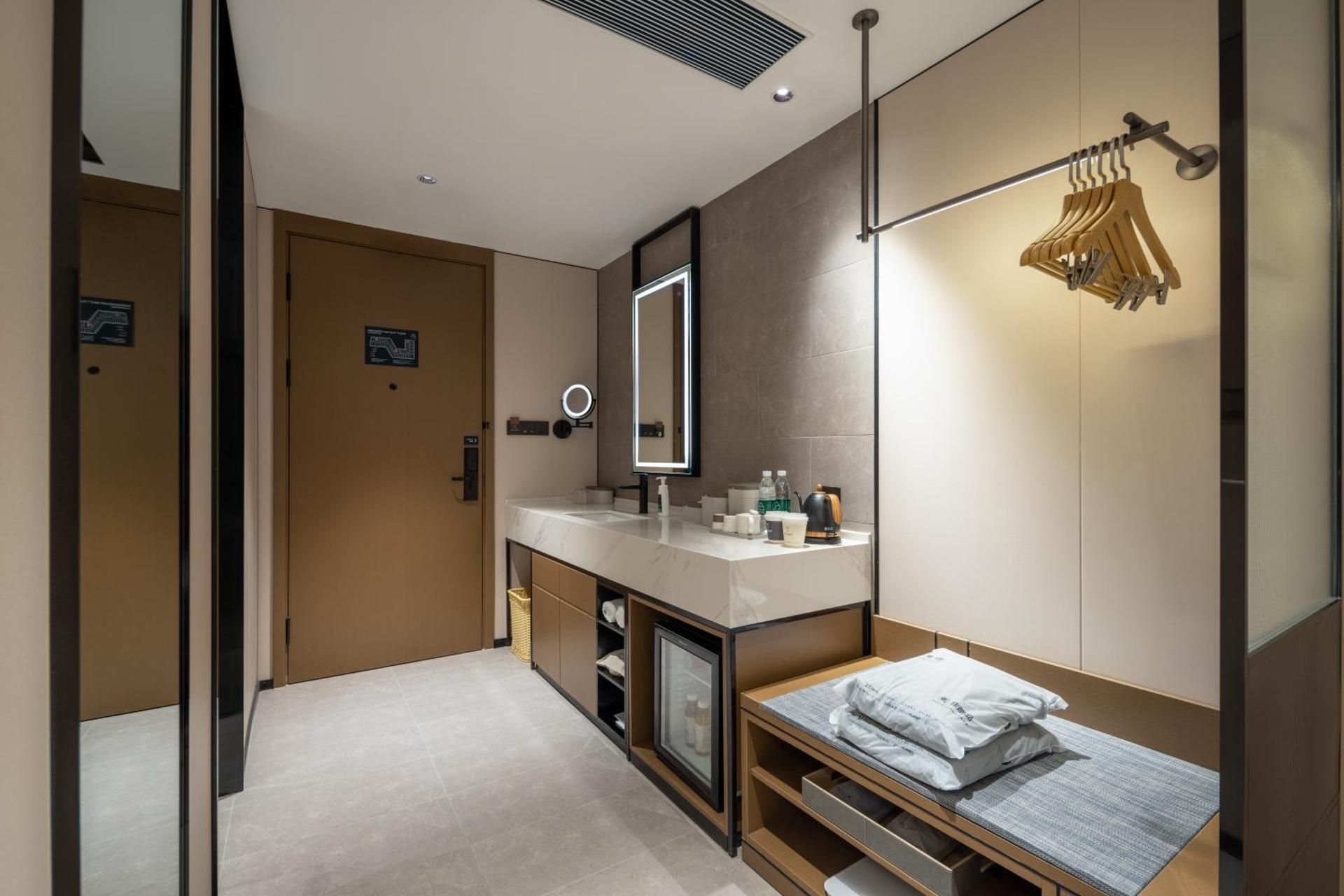 Atour - JIMU Twin Room