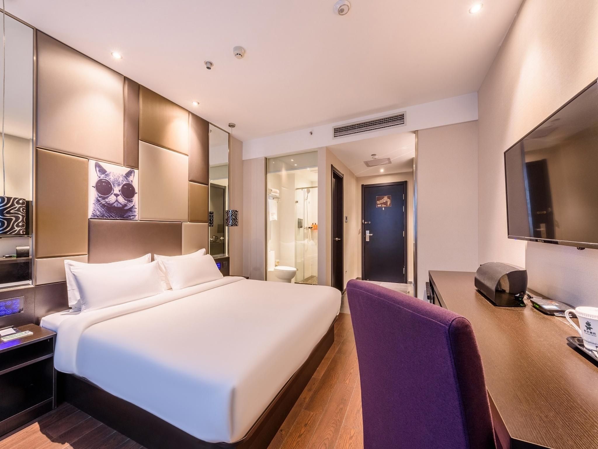 Executive, Larger Guest room, 1 Queen